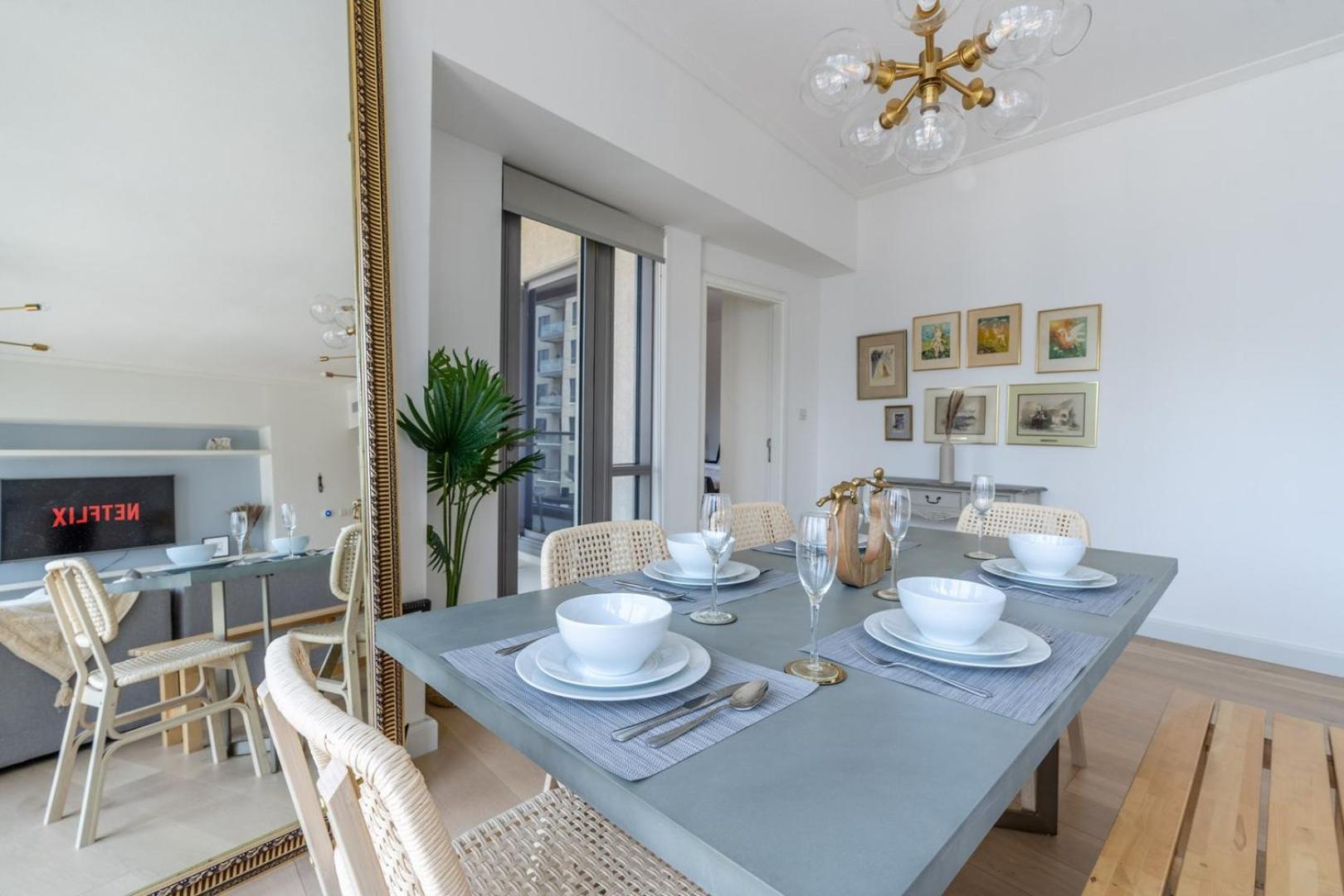 Guestready - Upscale Modern In Downtown Apartment