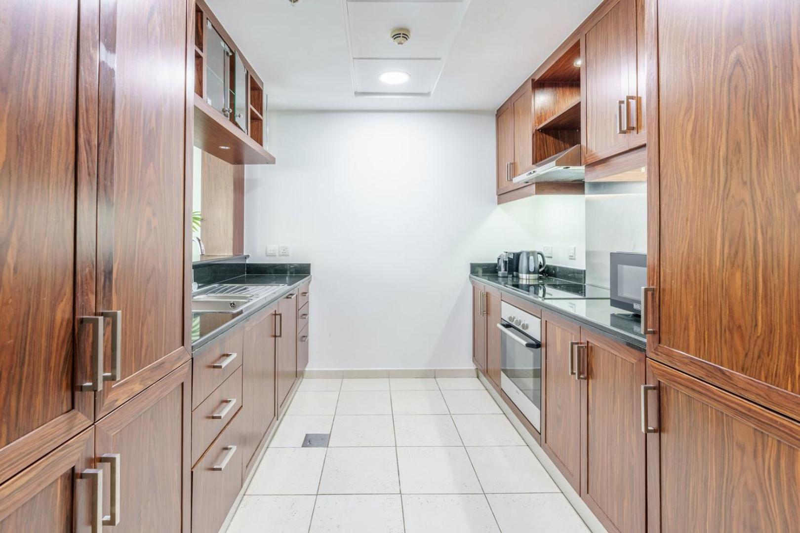 Guestready - Modern White With Fountain View Apartment *