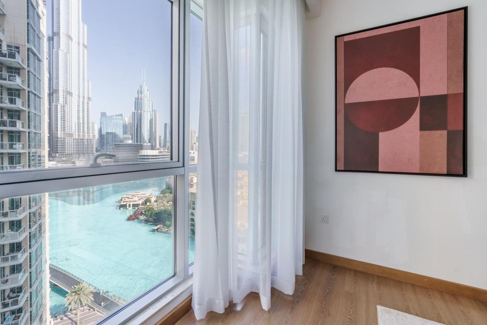 Guestready - Modern White With Fountain View