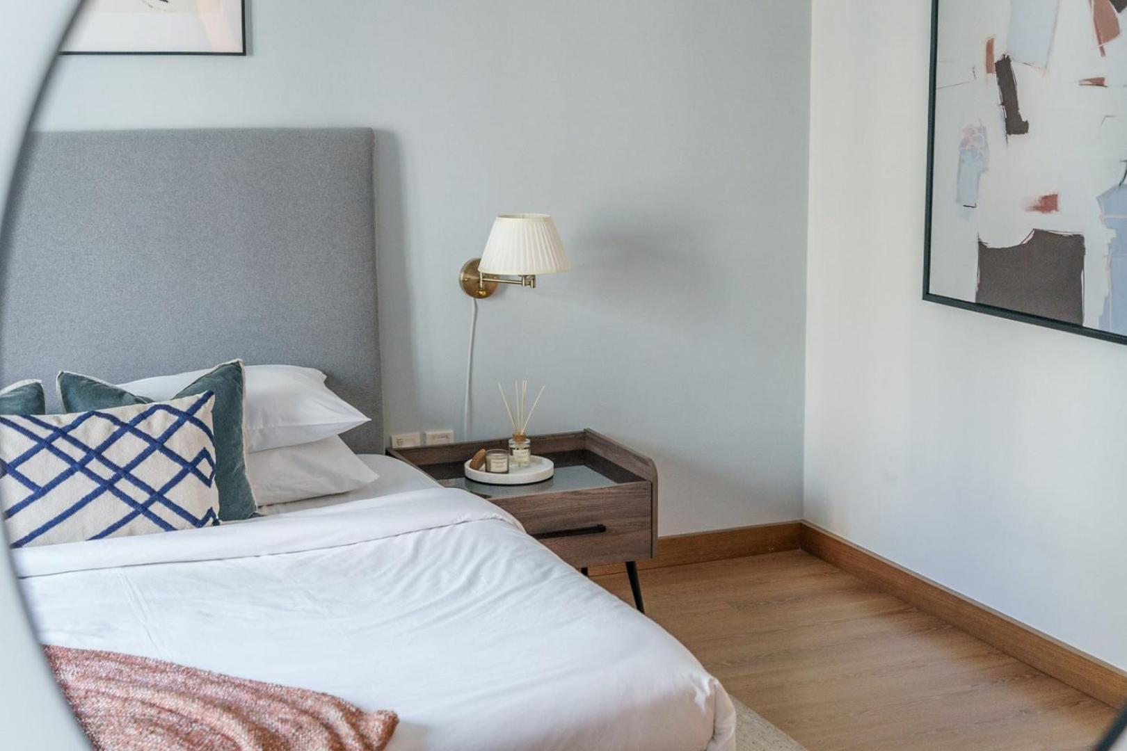 Guestready - Modern White With Fountain View *