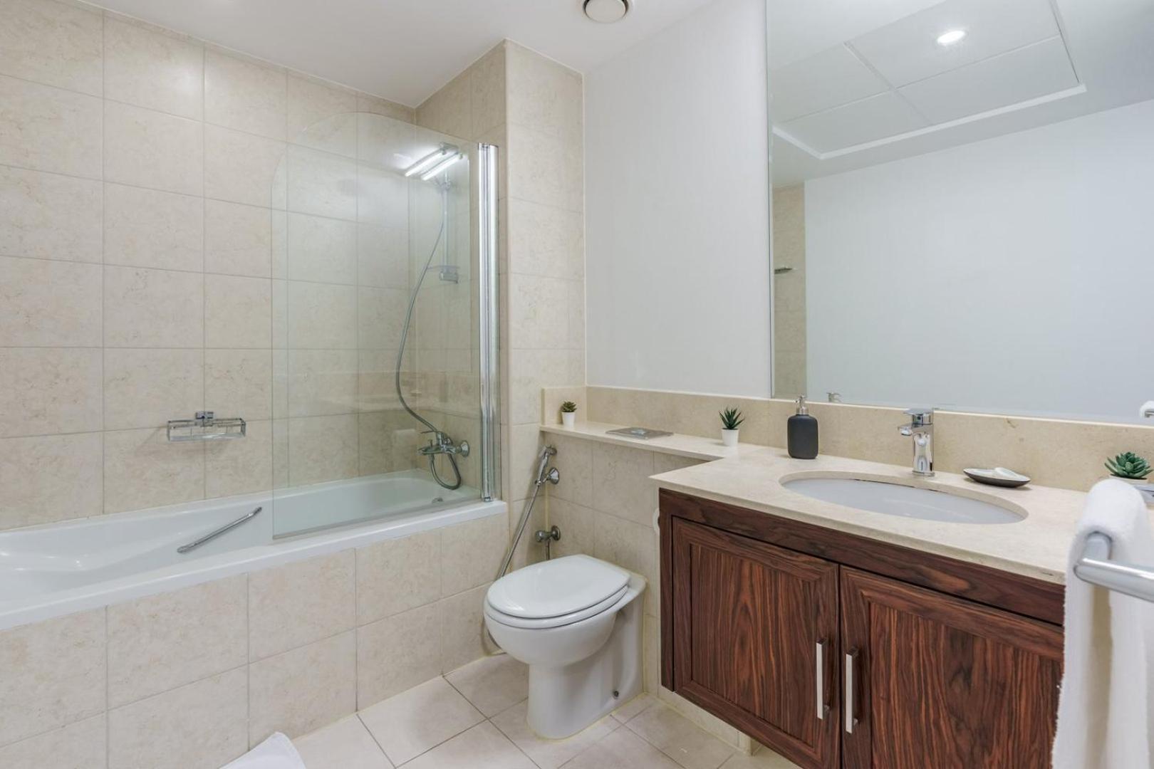 Guestready - Modern White With Fountain View Dubai