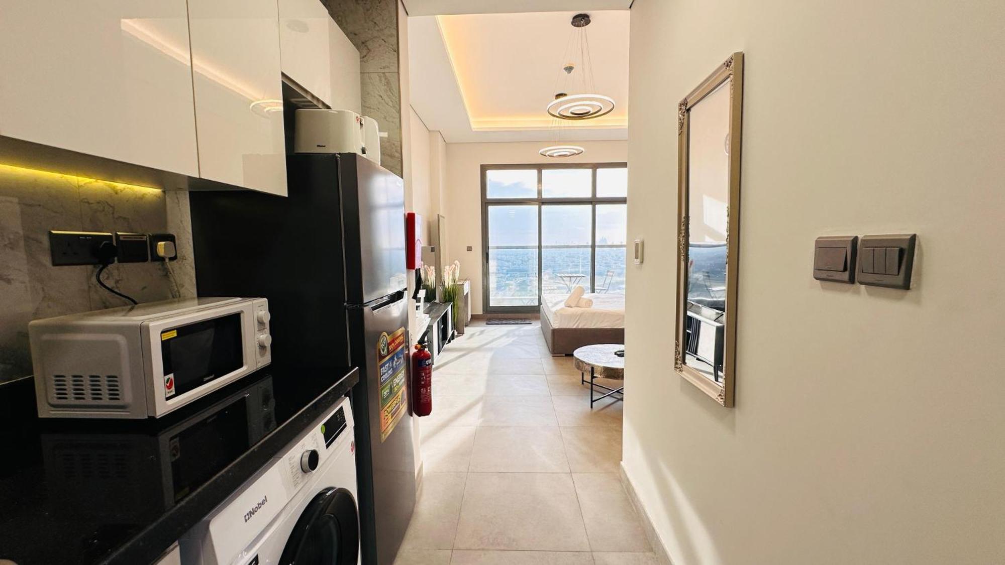 Upscale Burj View With Balcony Free Parking By Belvilla * Dubai