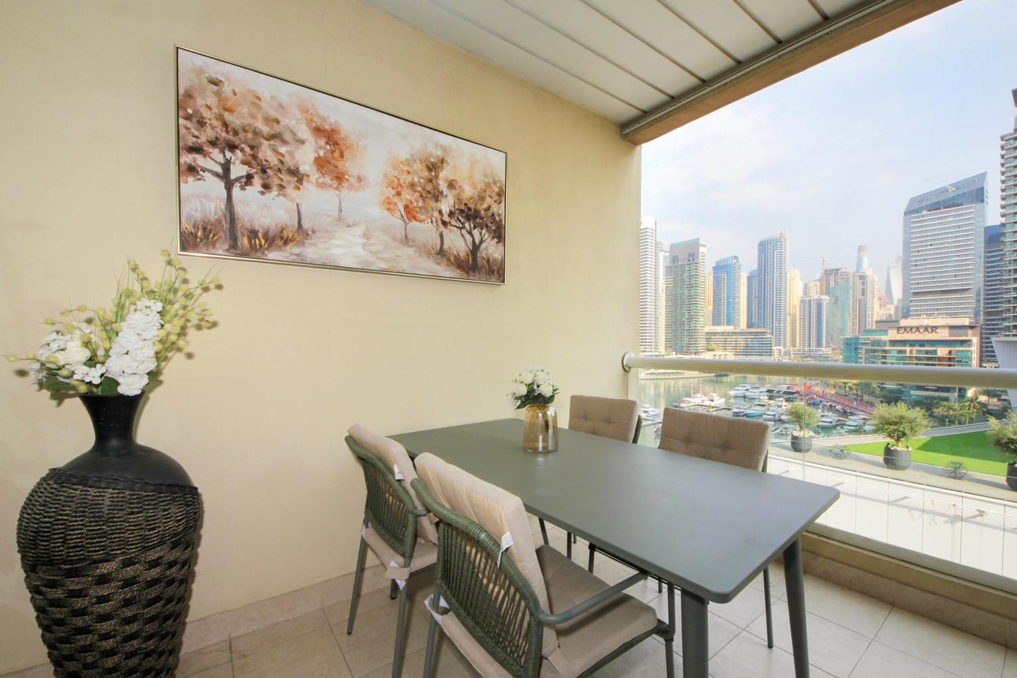 Apartment Stunning Marina View In Marina Sail Tower By Truebleu *