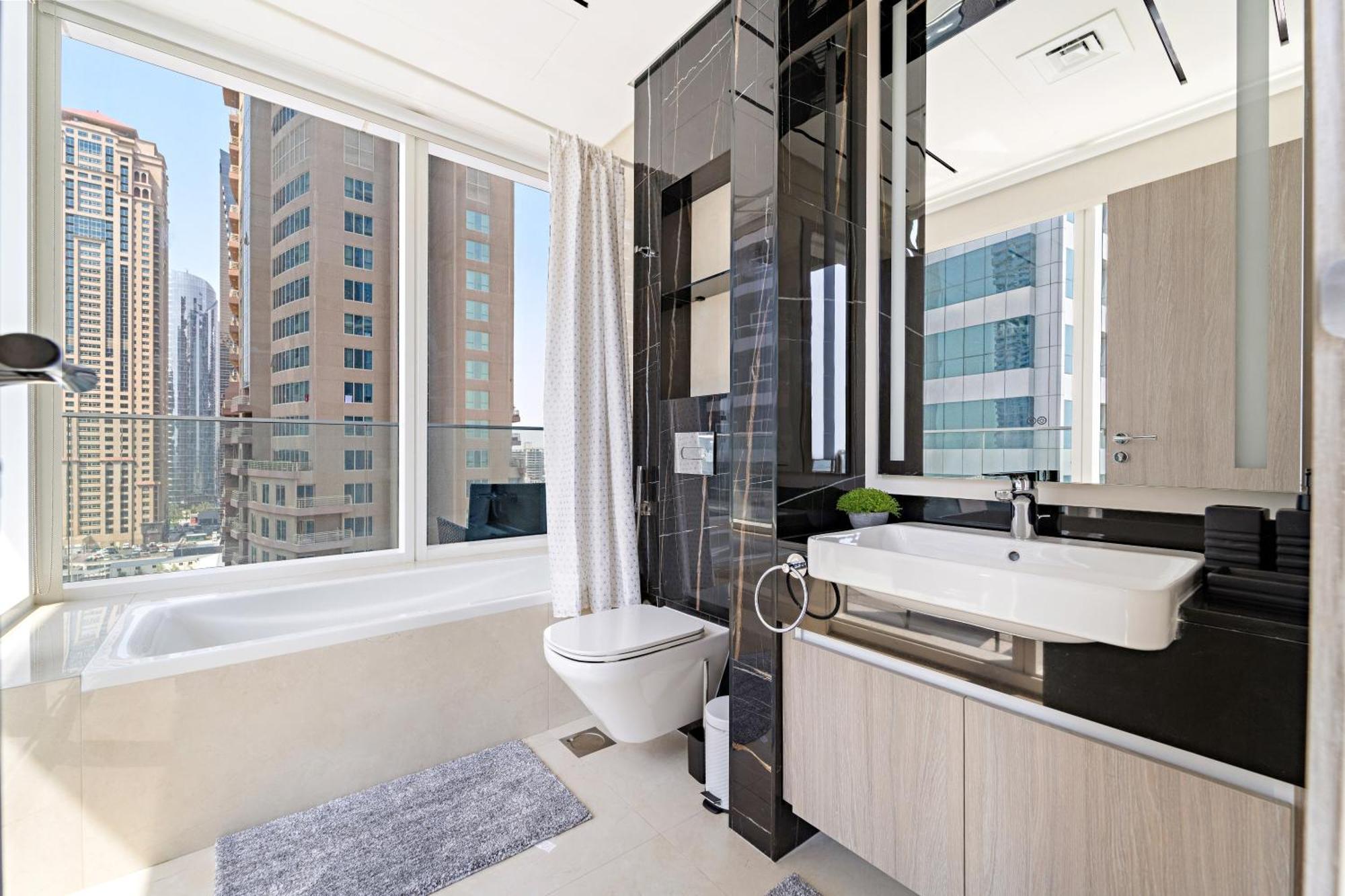 Big 1bd In Jlt - Pool, Game Zone Apartment *