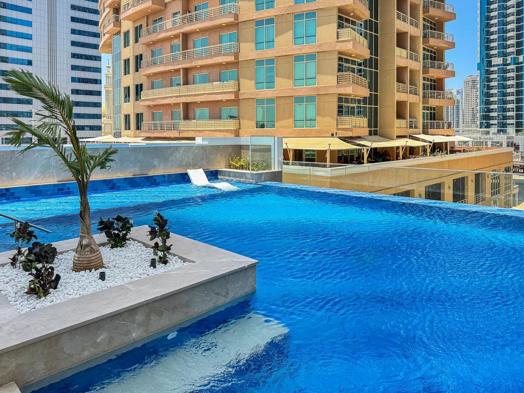 Big 1bd In Jlt - Pool, Game Zone *
