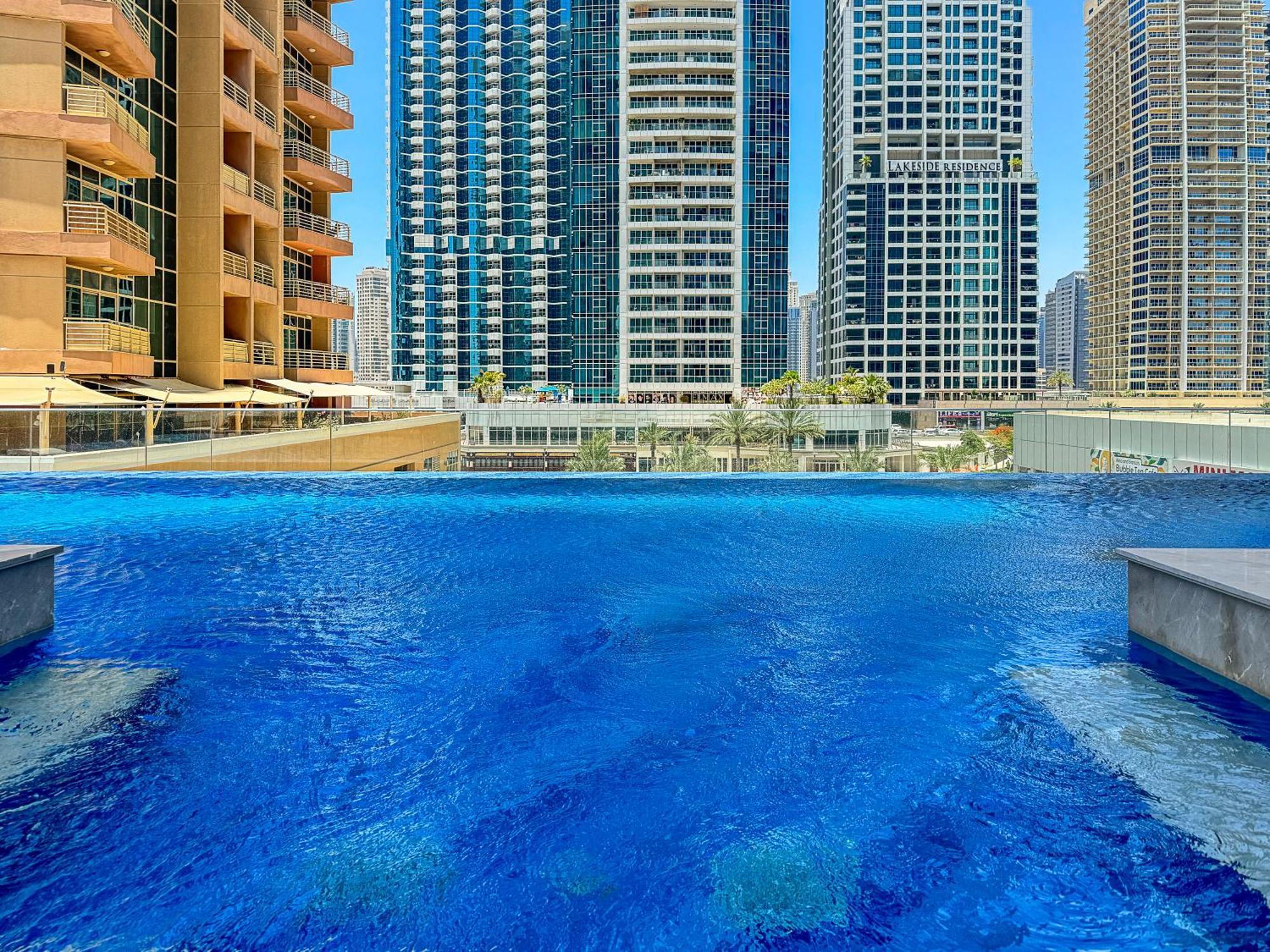 Big 1bd In Jlt - Pool, Game Zone Dubai
