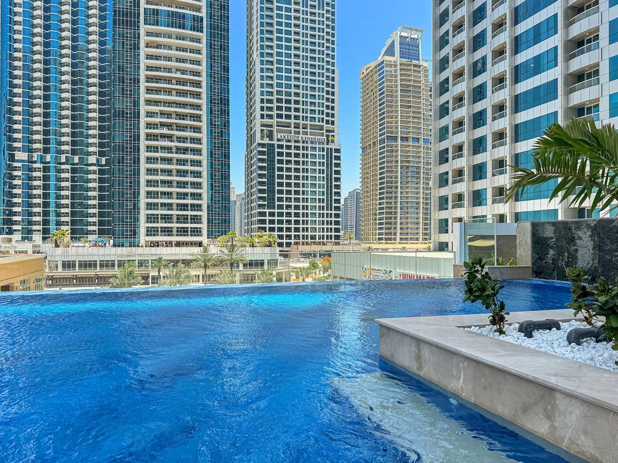 Big 1bd In Jlt - Pool, Game Zone Dubai