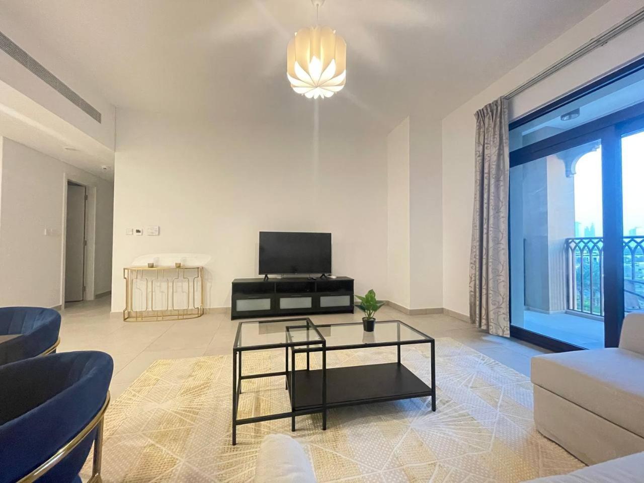 Luxe & Comfy Madinat Jumeirah - With Scenic Views - Pool Managed By Sunnyhomes Apartment Dubai