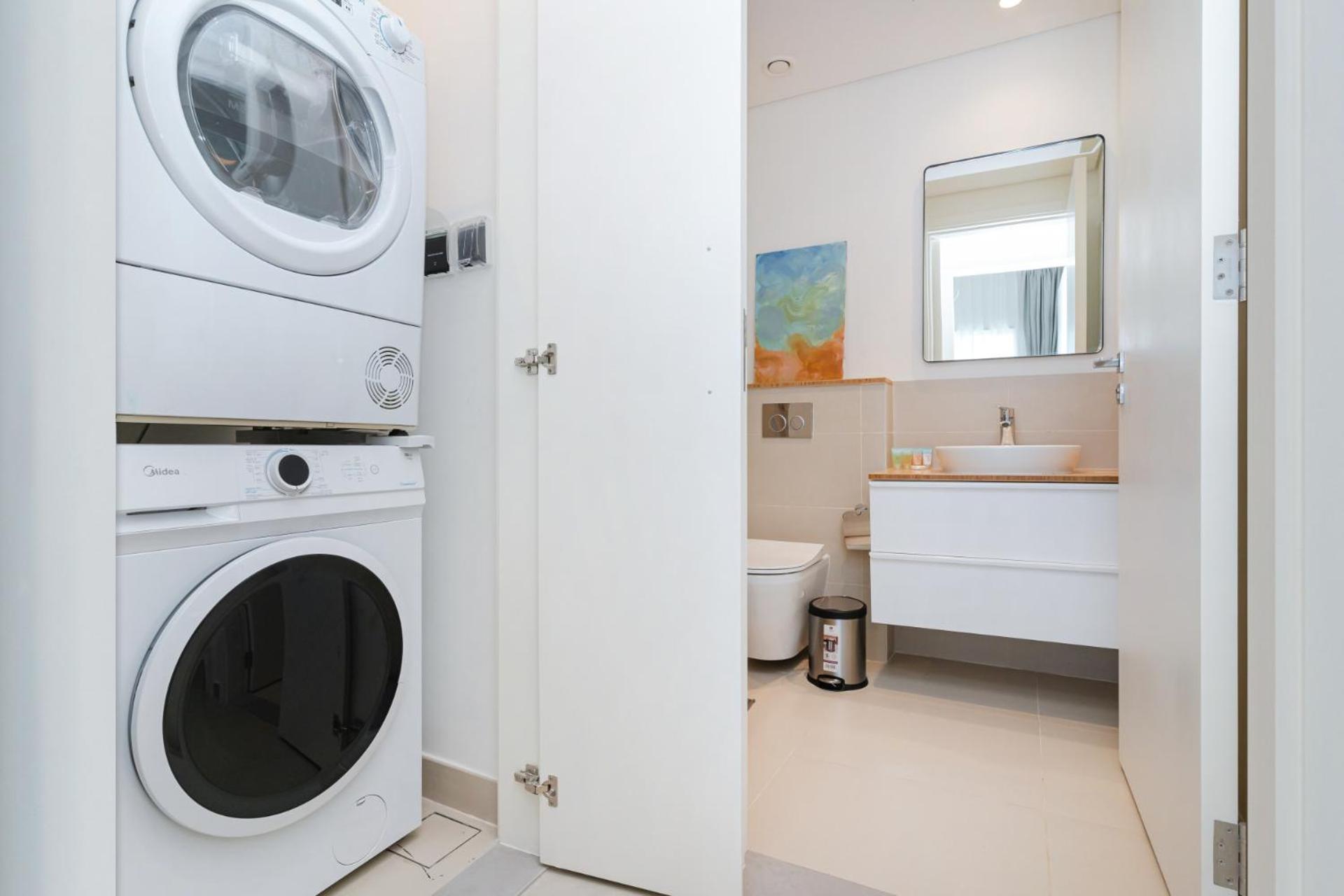 Chic I Great Amenities I Modern Living * Dubai