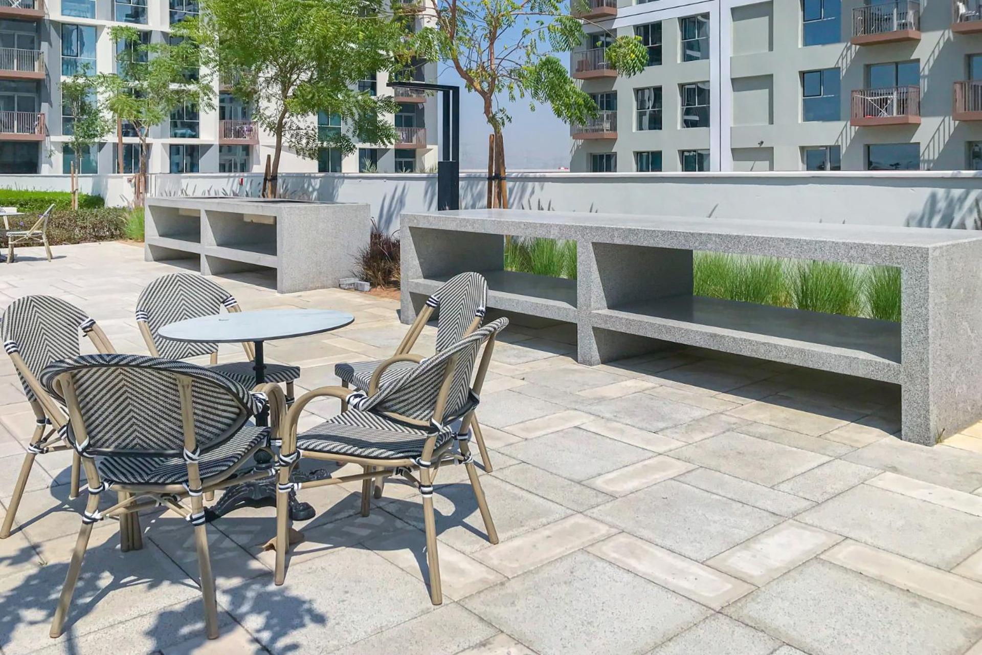 Chic I Great Amenities I Modern Living Apartment *