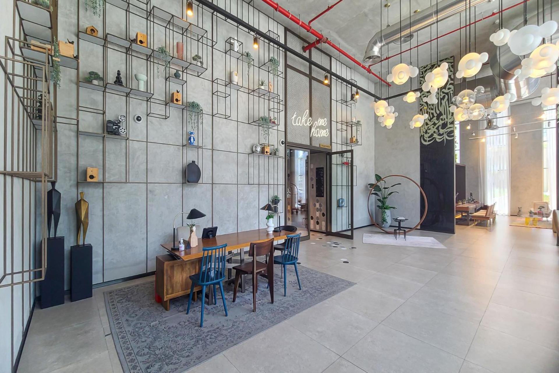 Apartment Chic I Great Amenities I Modern Living