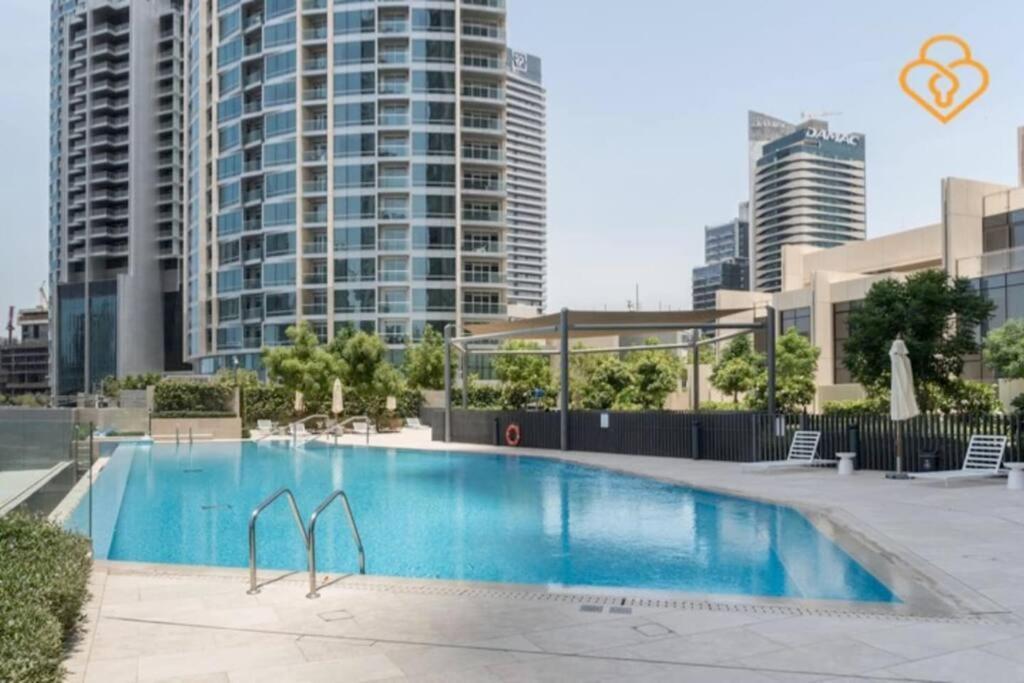 Apartment Keysplease 3 Bedroom Burj View, Mall Access Boulevard Point Tower Dubai