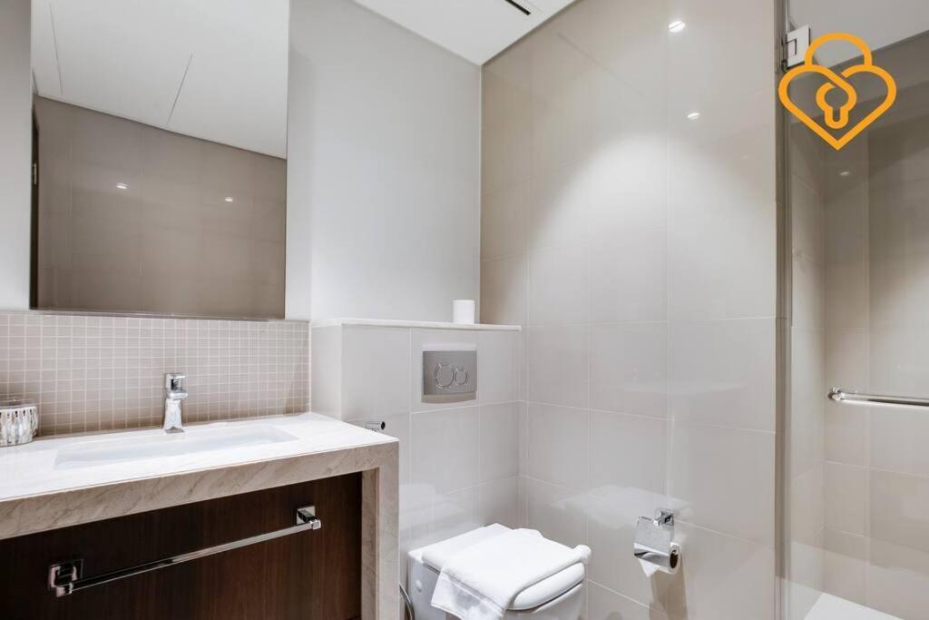 Apartment Keysplease 3 Bedroom Burj View, Mall Access Boulevard Point Tower