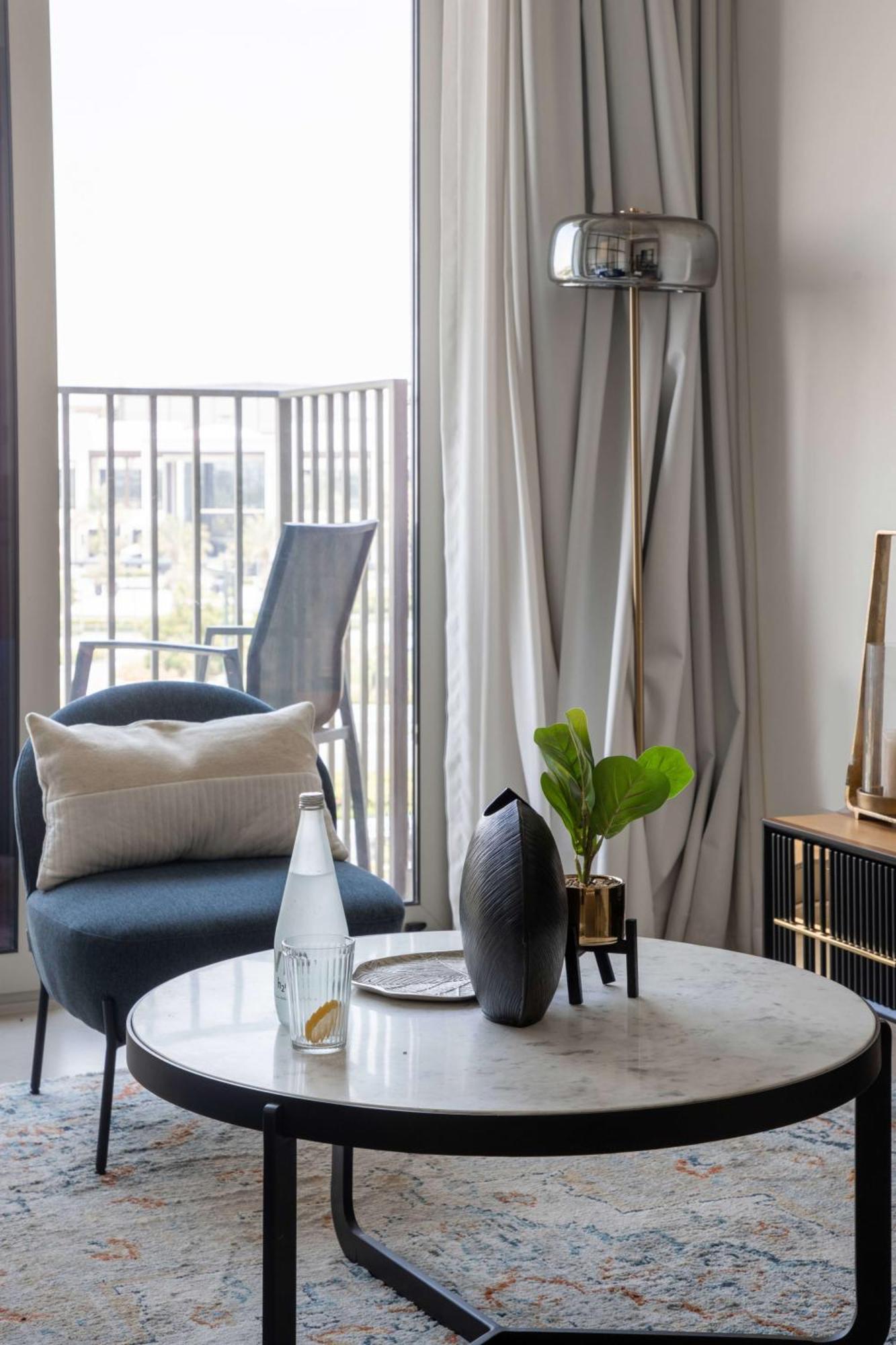 Frank Porter - Collective Tower 1 Apartment *