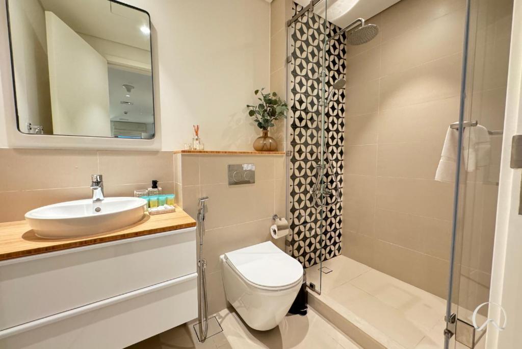 Oraya - Apt. With Skyline And Garden View Along With Apartment