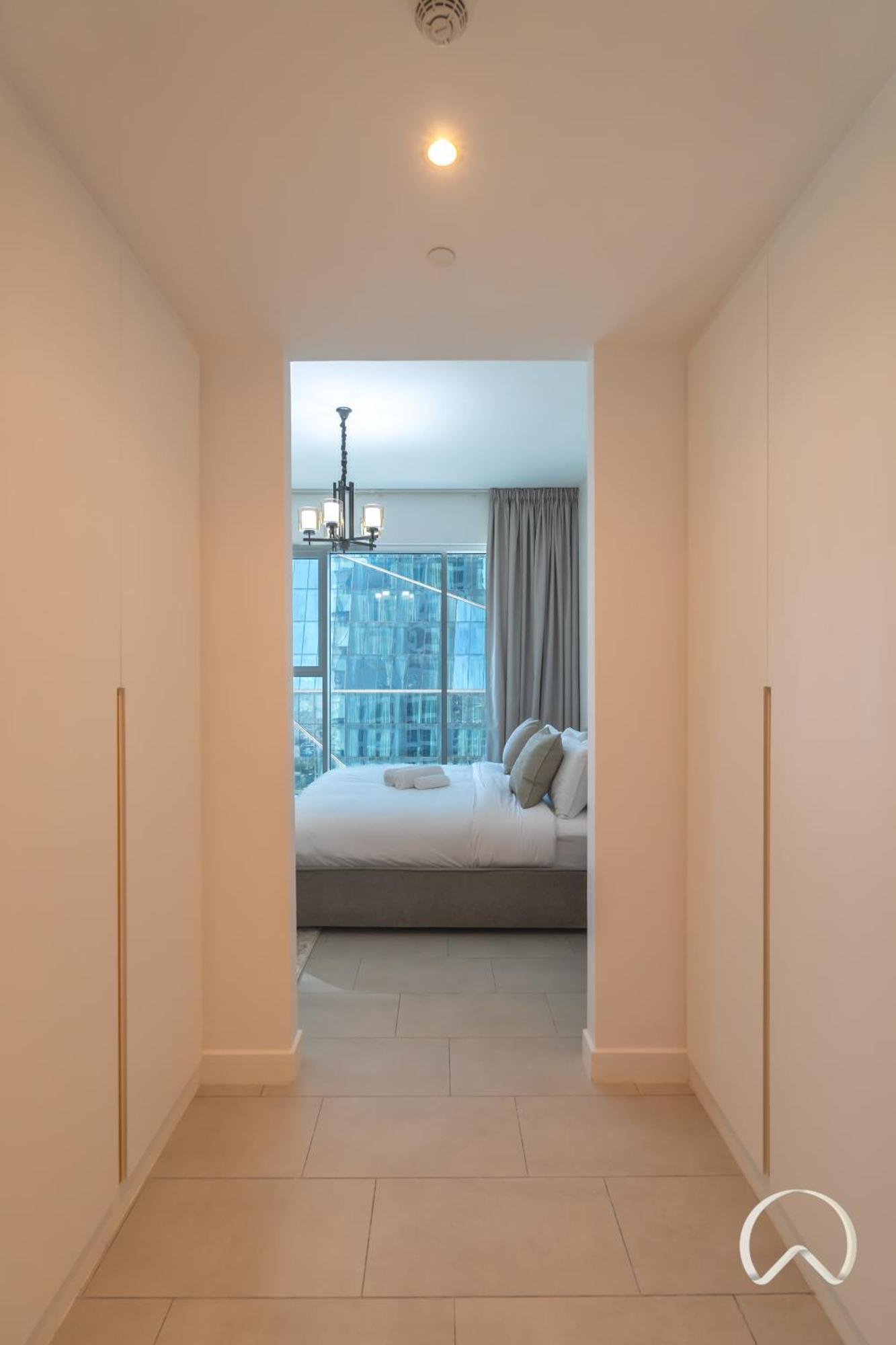 Oraya - La Vie Oasis 2br With Unrivaled Views * Dubai
