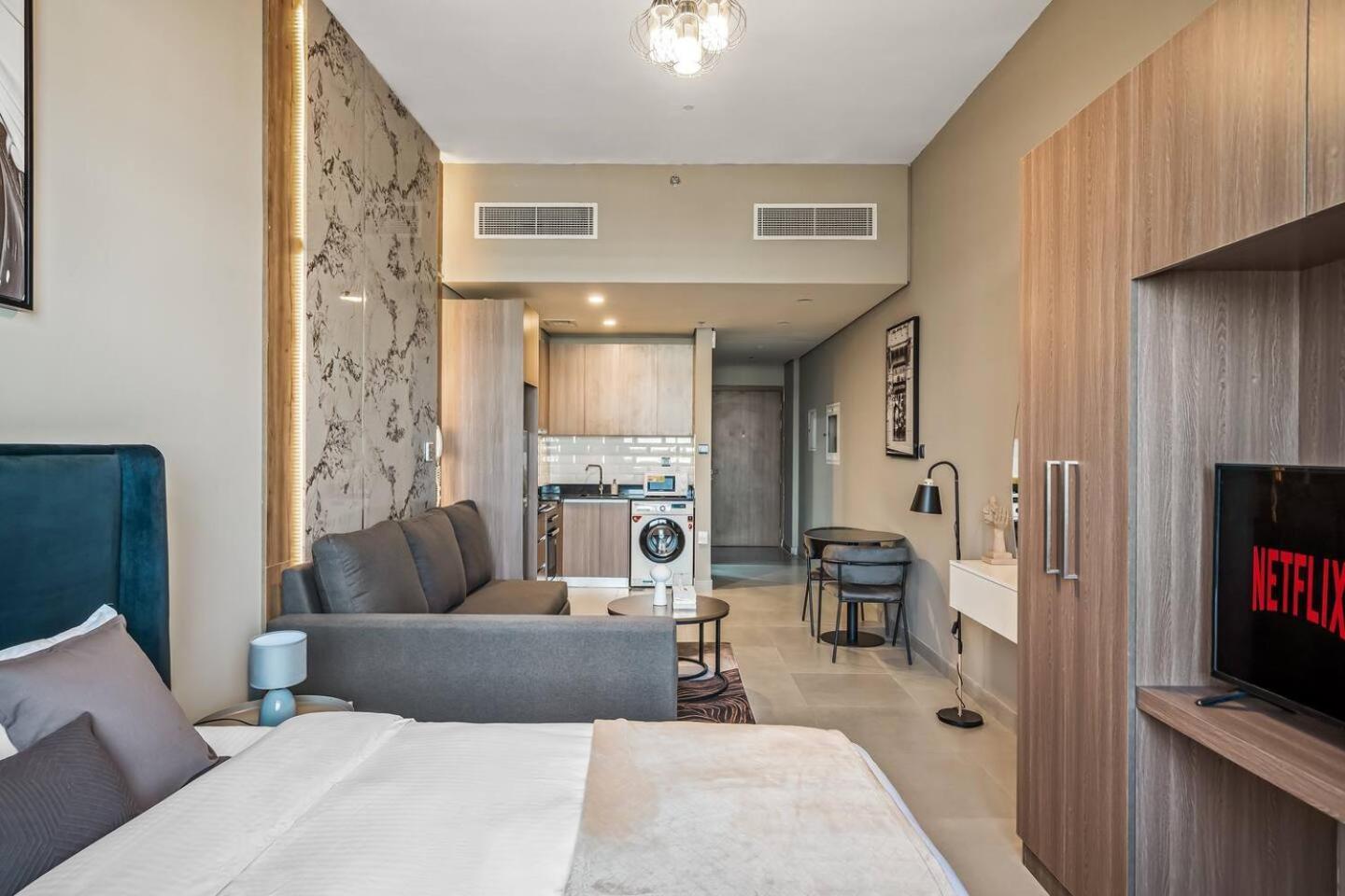 Family Friendly - Center Location Apartment