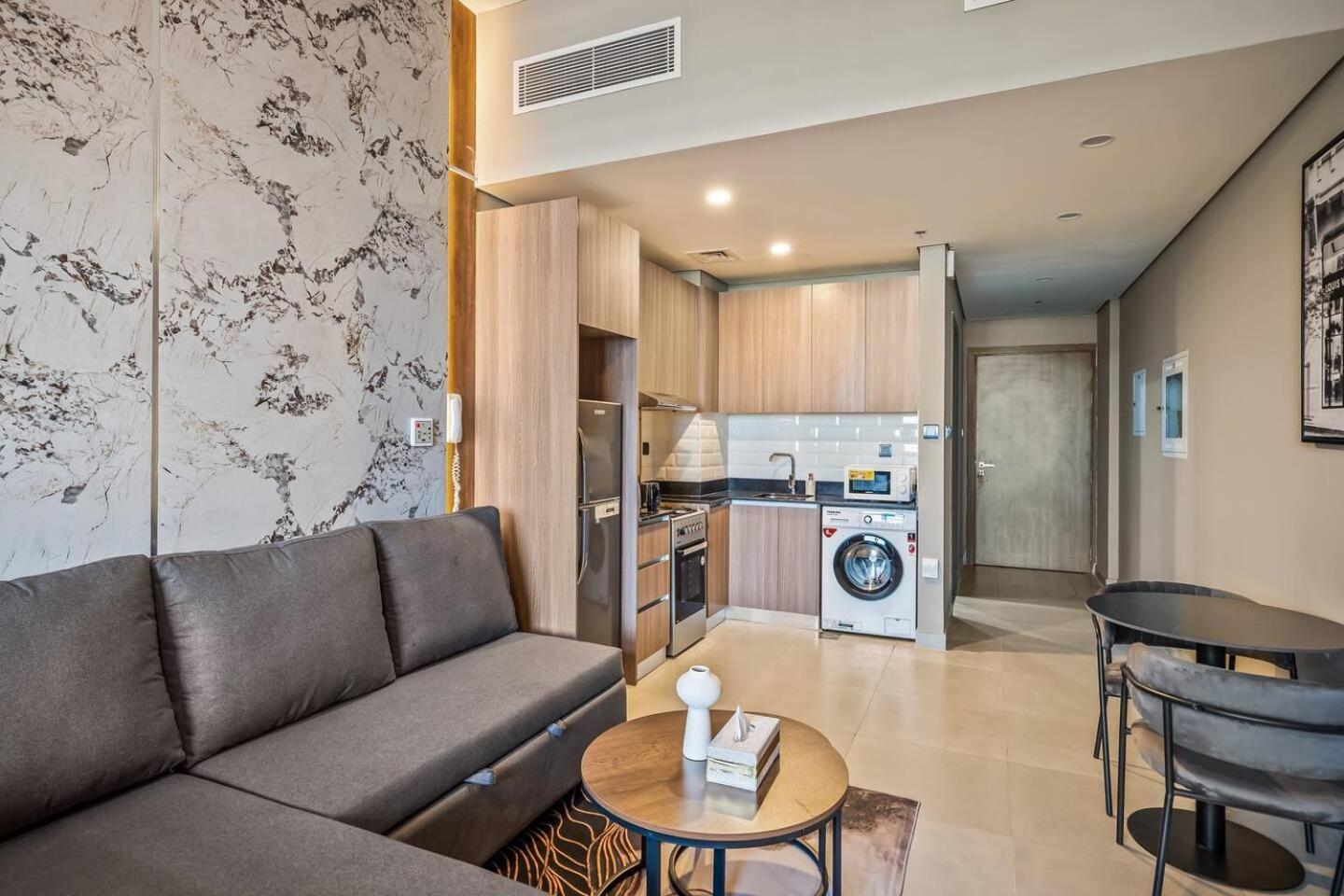 Apartment Family Friendly - Center Location *