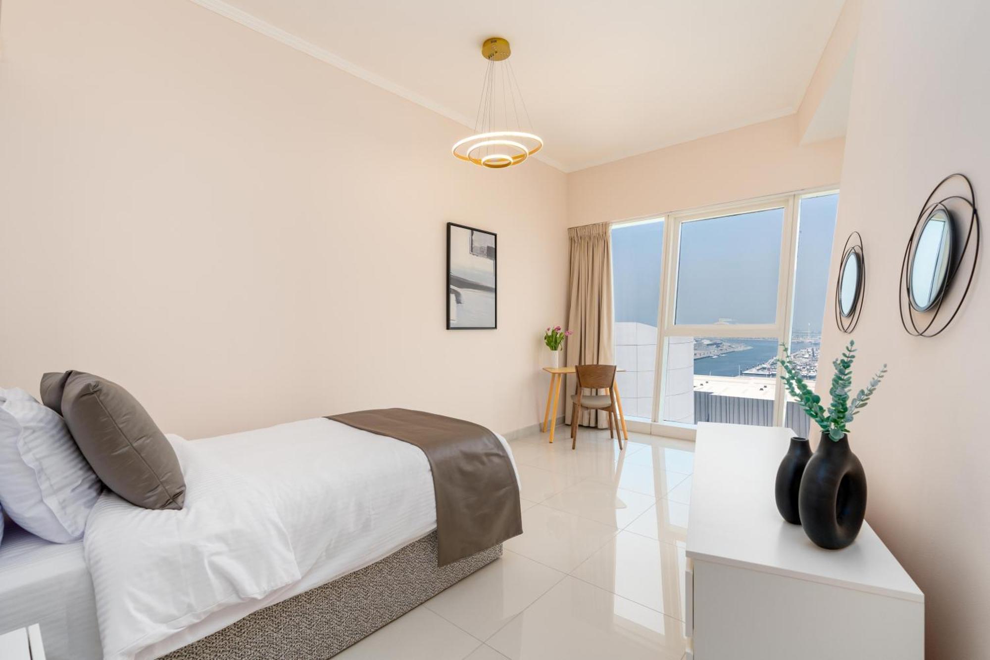 Apartment Sea View & Marina - 2br - Cityapartmentstay *
