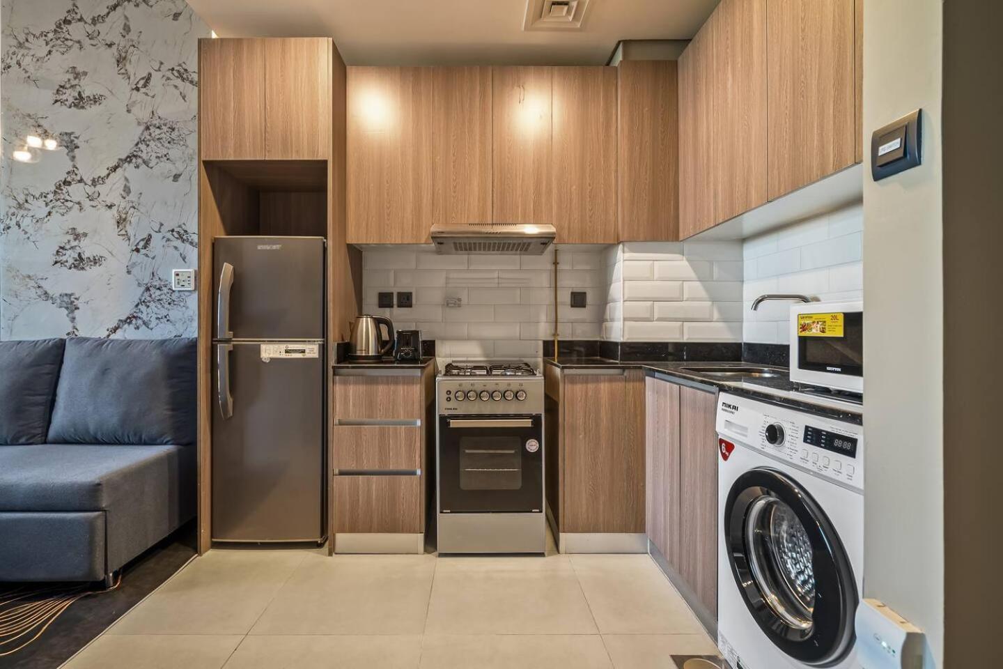 Family Friendly - Center Location Apartment Dubai