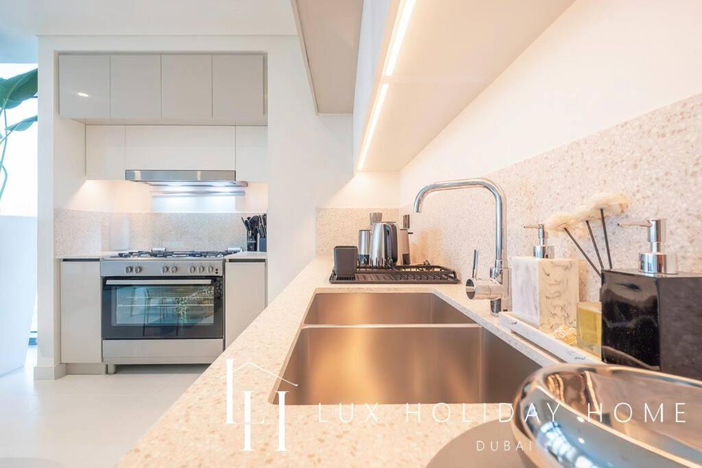 Apartment Lux The Marina Vista Beachfront 3
