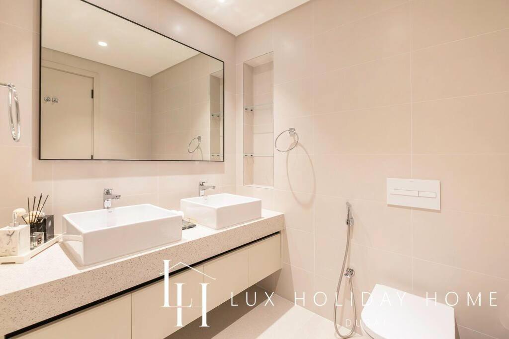 Apartment Lux The Marina Vista Beachfront 3 *