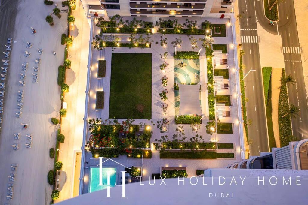 Apartment Lux The Marina Vista Beachfront 3 *