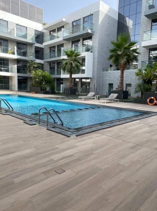 Like - 403 1br Will Amazing Swimming Pool View