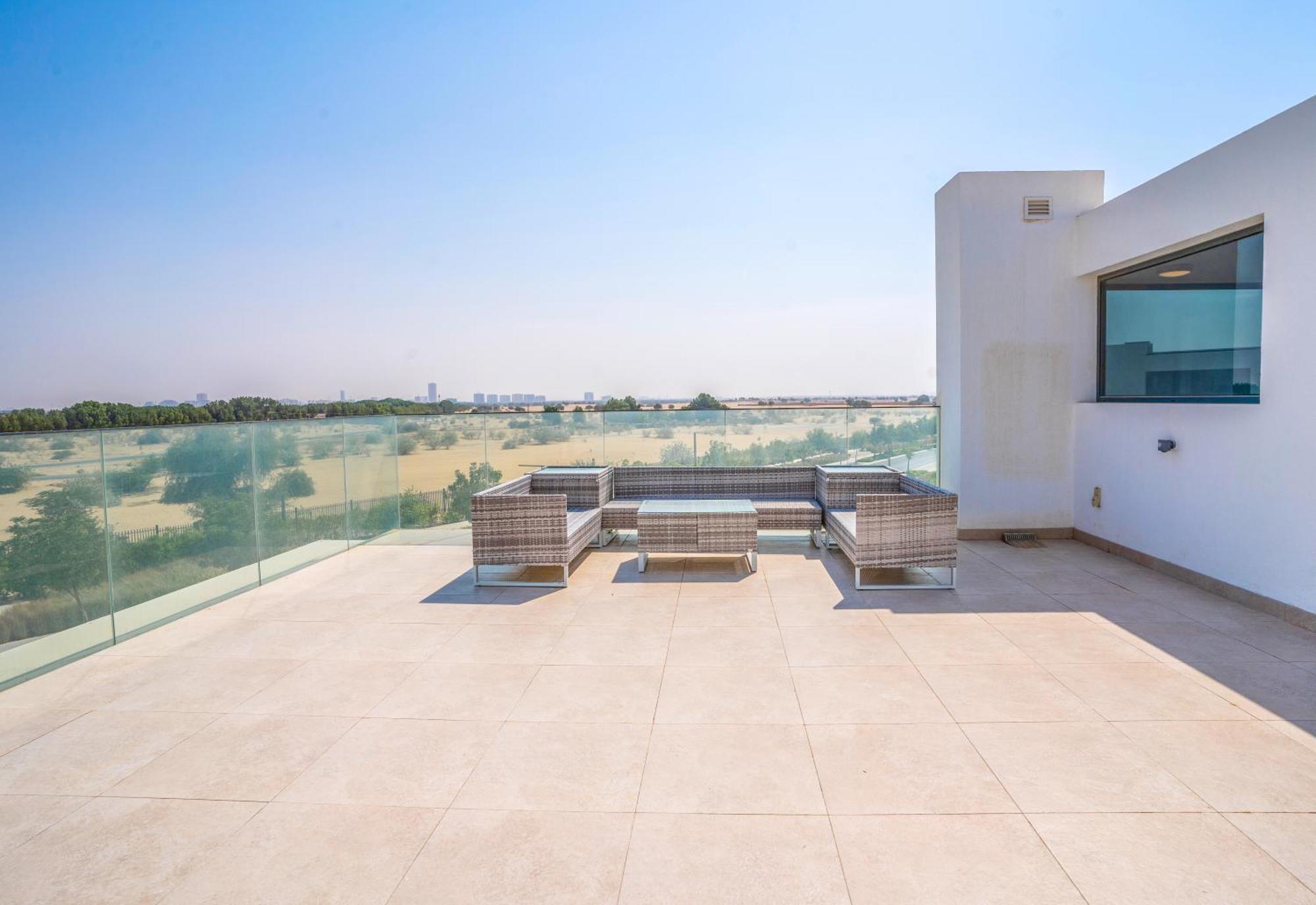 New Arabian Hills Villa- 3 Bedroom & Maid Golf Grove With Private Pool * Dubai