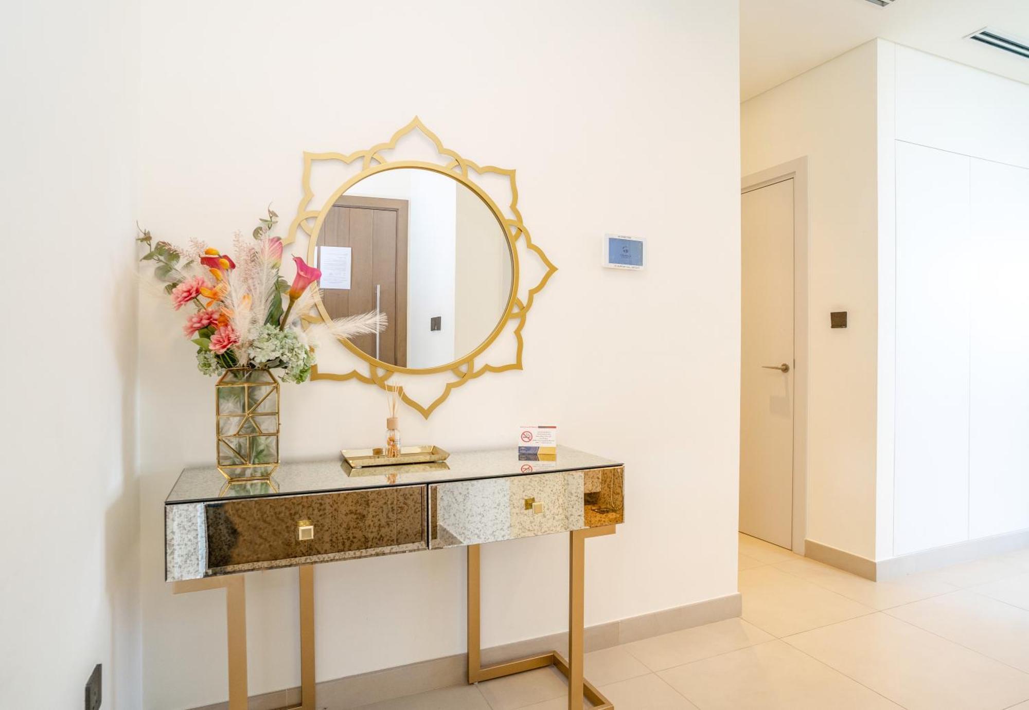 New Arabian Hills Villa- 3 Bedroom & Maid Golf Grove With Private Pool Villa *
