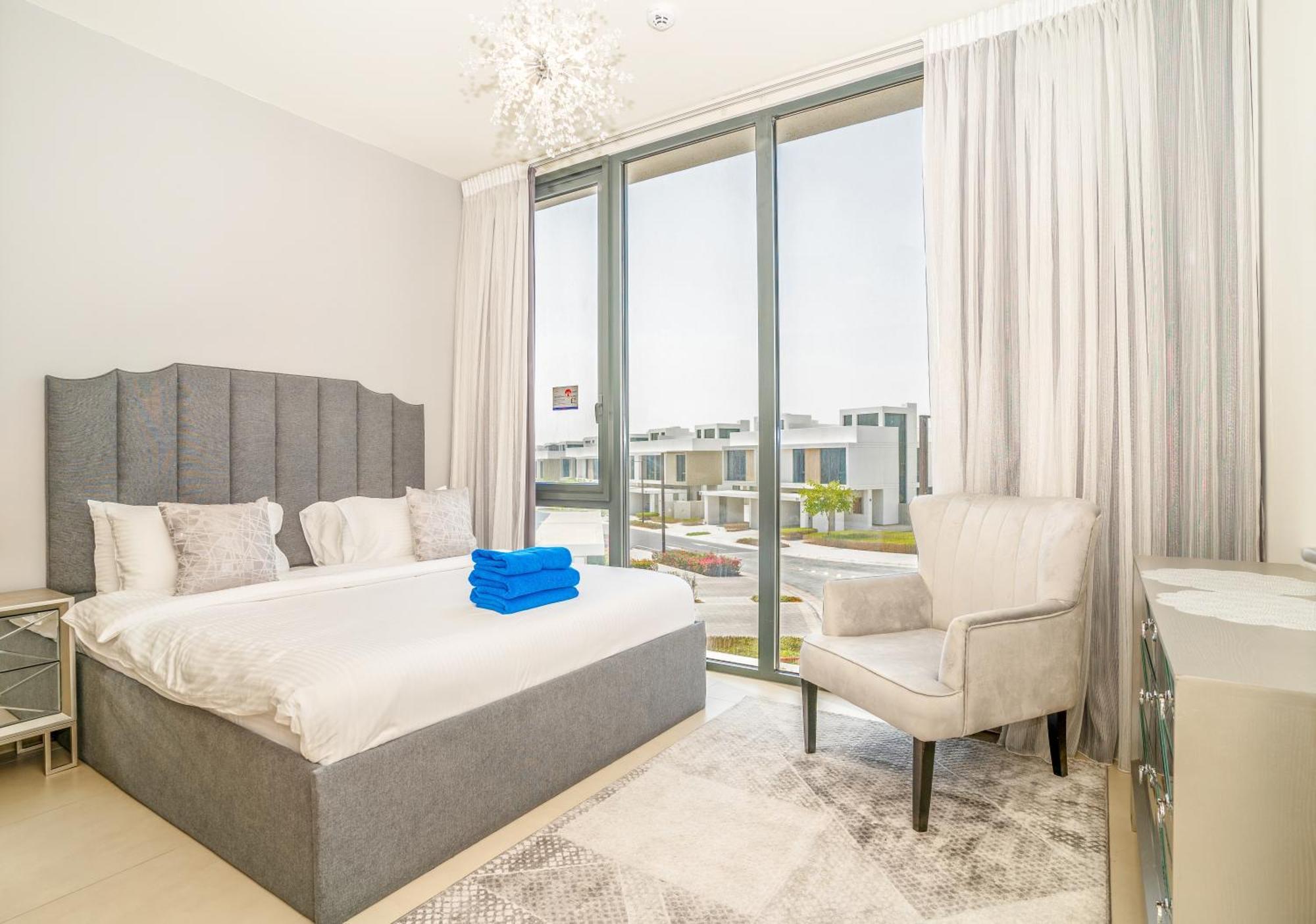 New Arabian Hills Villa- 3 Bedroom & Maid Golf Grove With Private Pool * Dubai