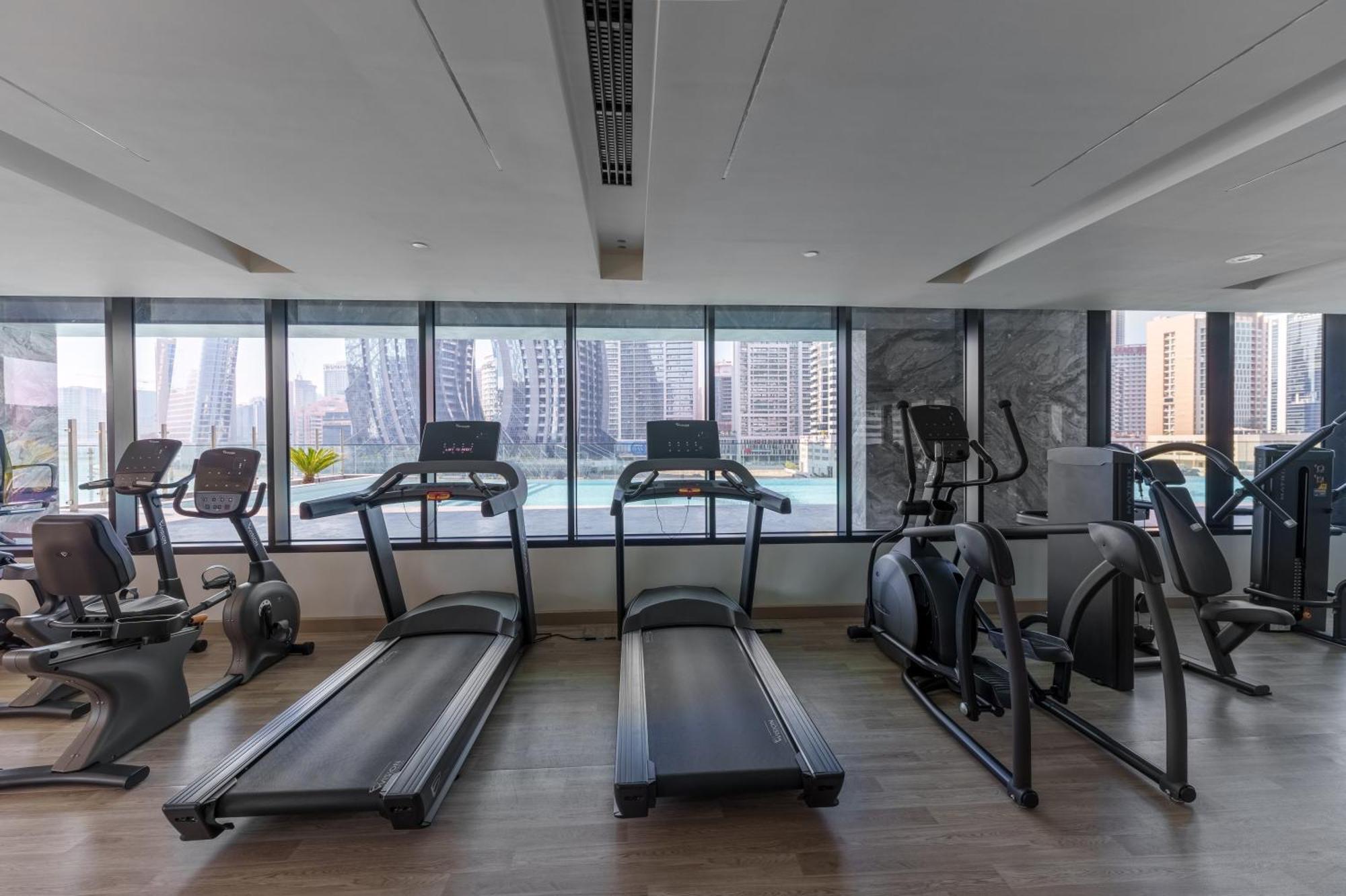 Retreat With Canal And Burj Khalifa Views Apartment *