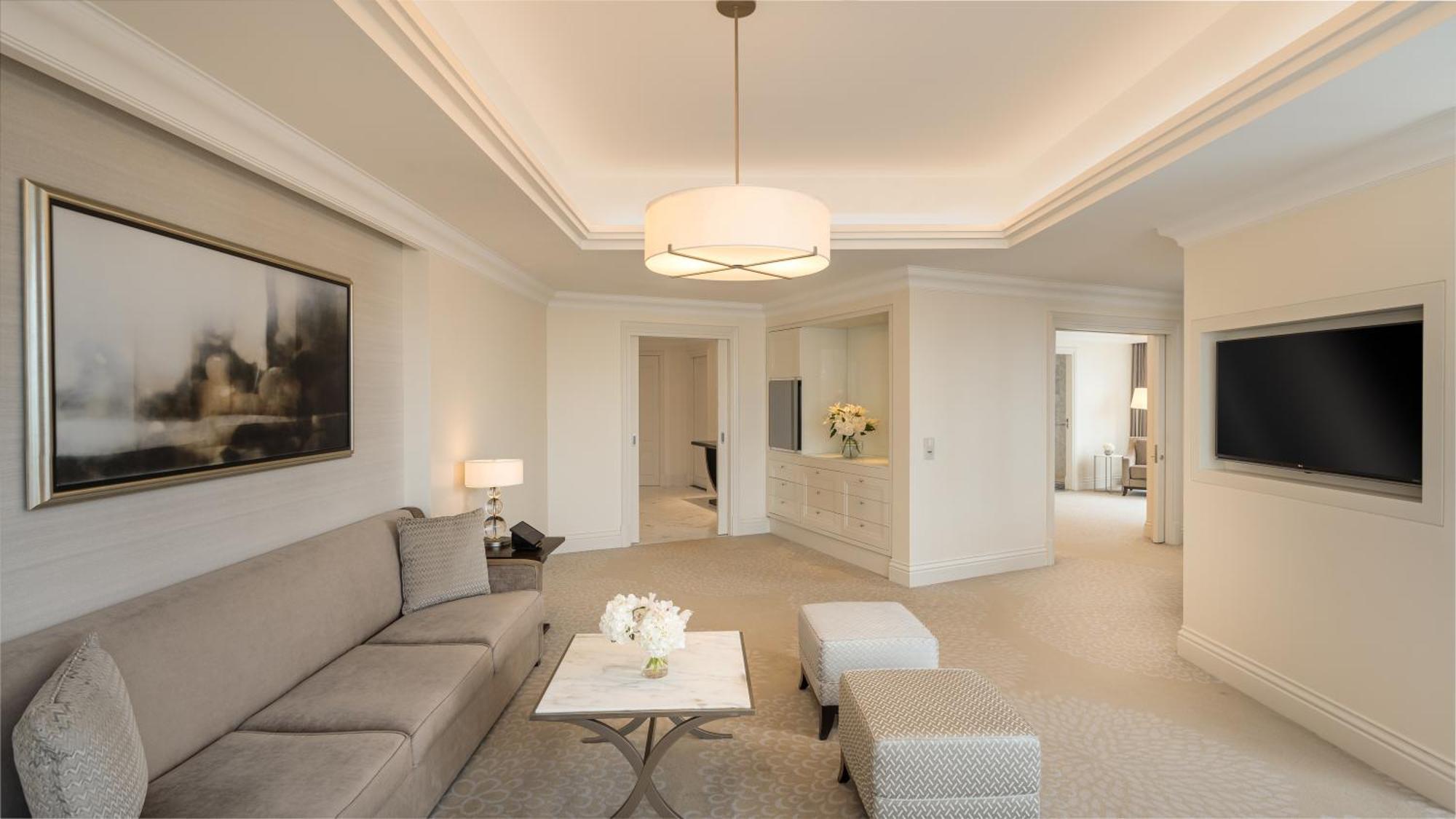 Kempinski The Boulevard Dubai Hotel 5*