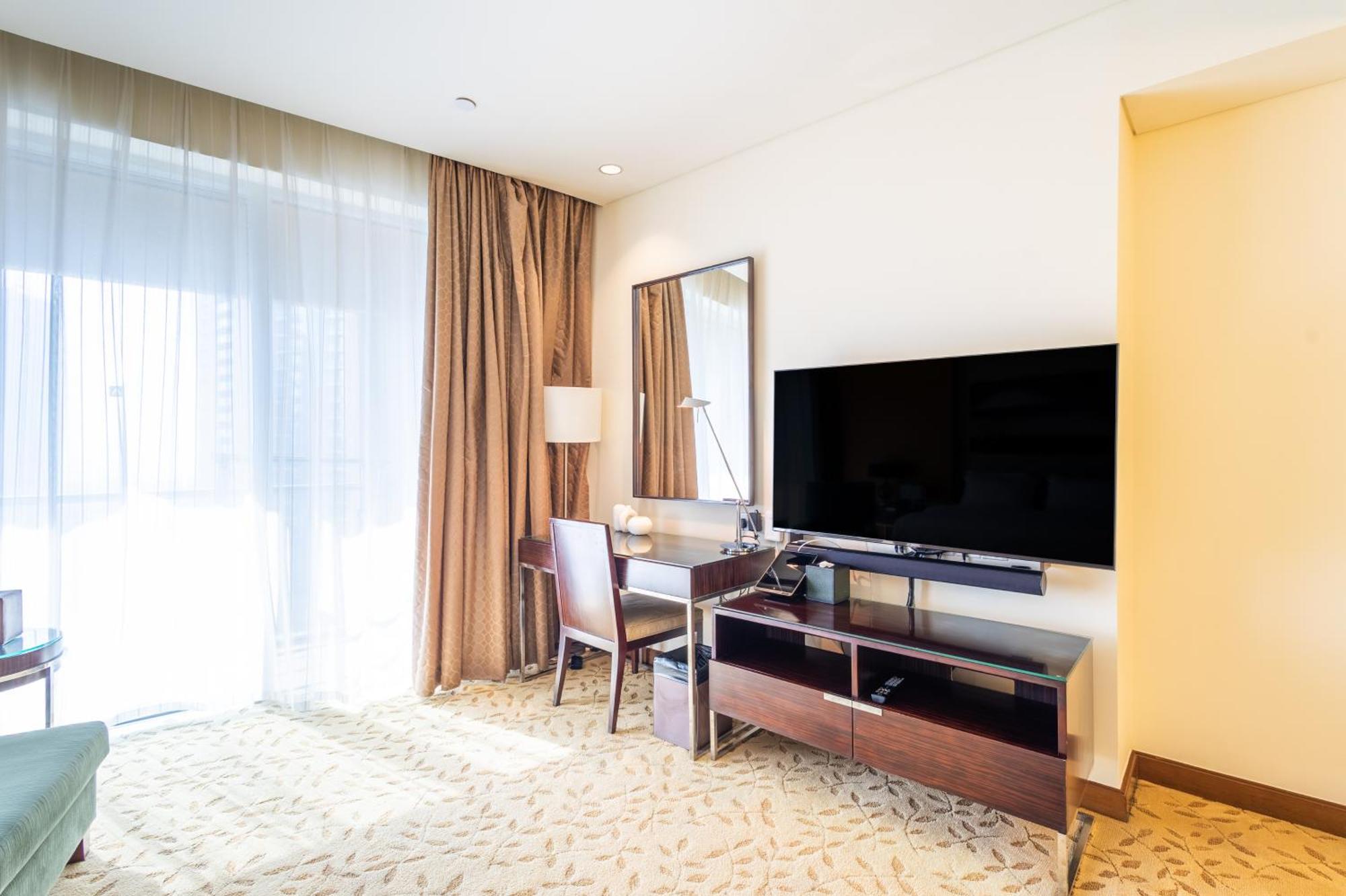 Superhost Emaar Residences Fashion Avenue - Address Mall *