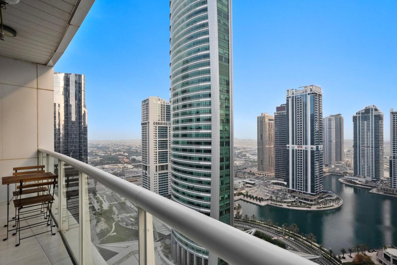 Stonetree - Cozy 1 Bedroom - Near Metro Apartment Dubai