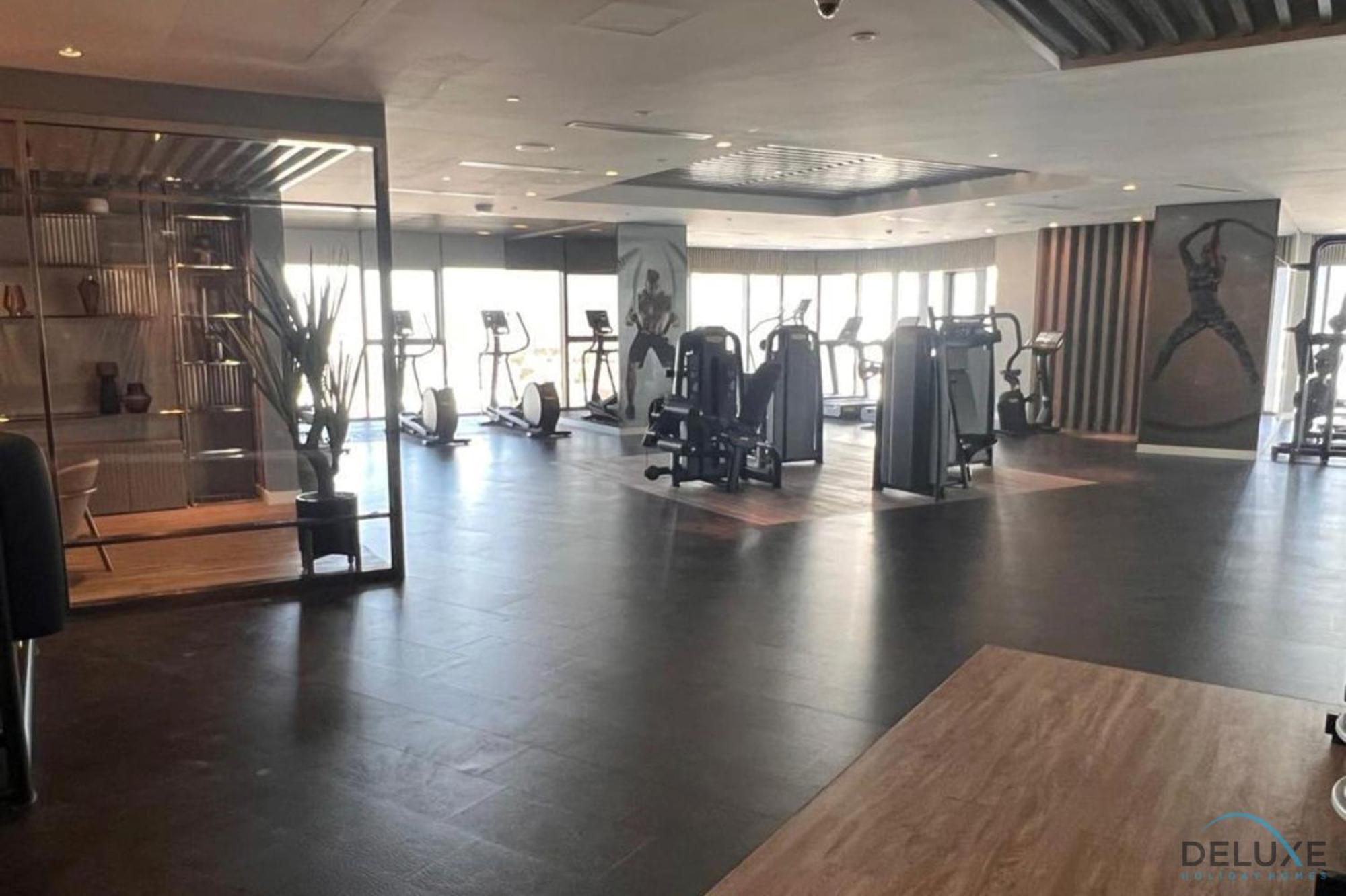 Luxurious 1br In Paramount Tower & Residences, Business Bay By Deluxe Homes *