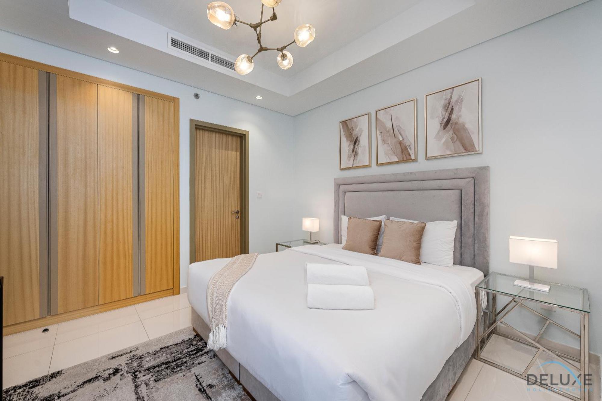 Luxurious 1br In Paramount Tower & Residences, Business Bay By Deluxe Homes Dubai