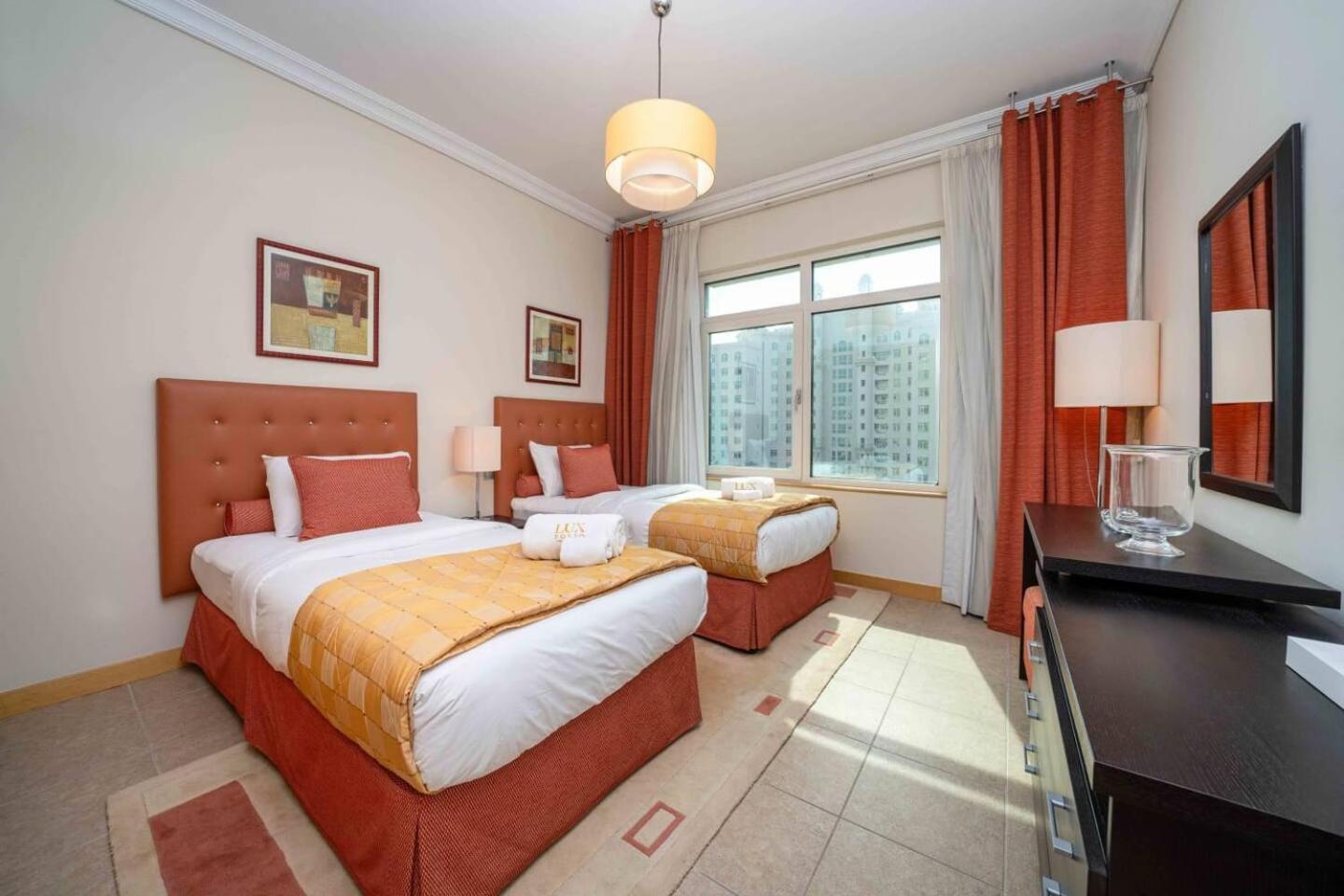 Spacious 3 Bedroom Palm Dubai