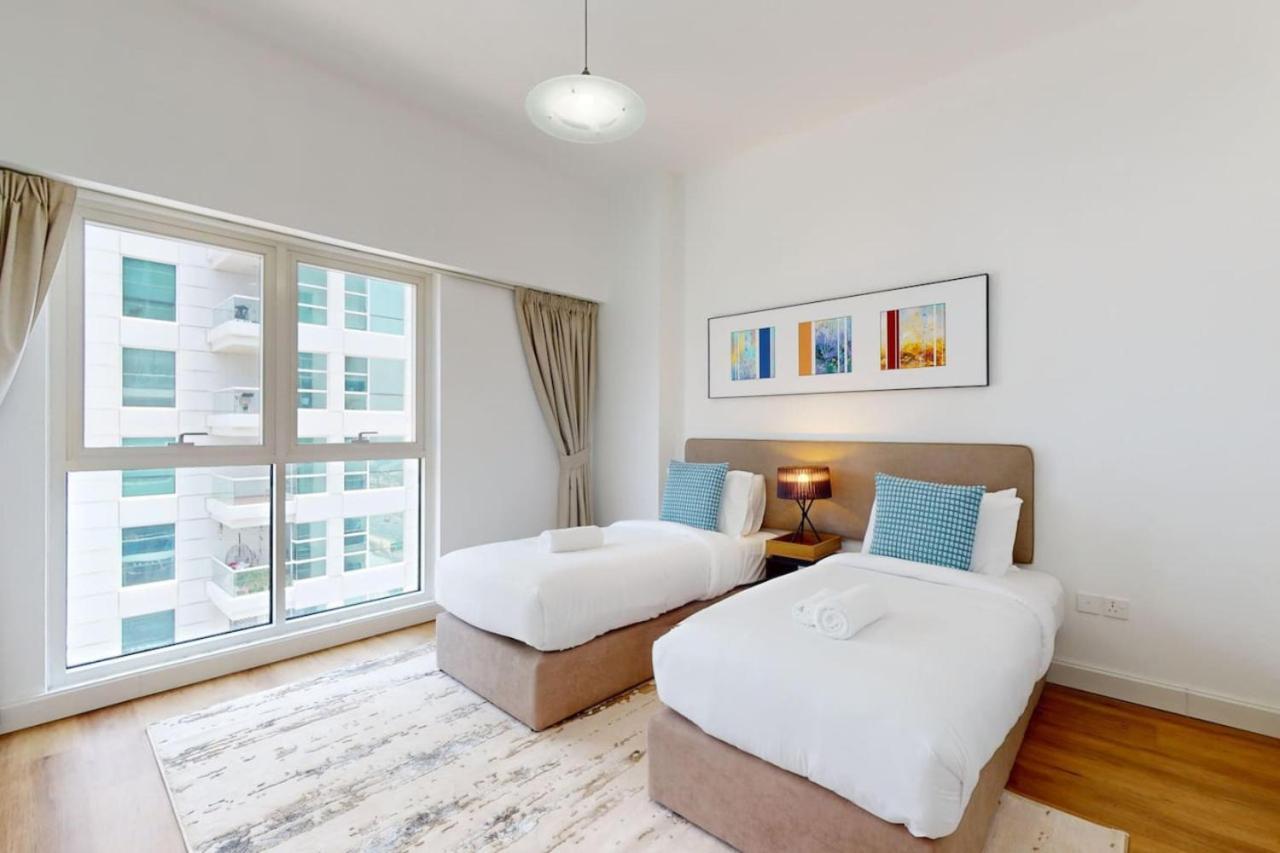 Apartment Cascades Tower - Incredible Two Bedroom