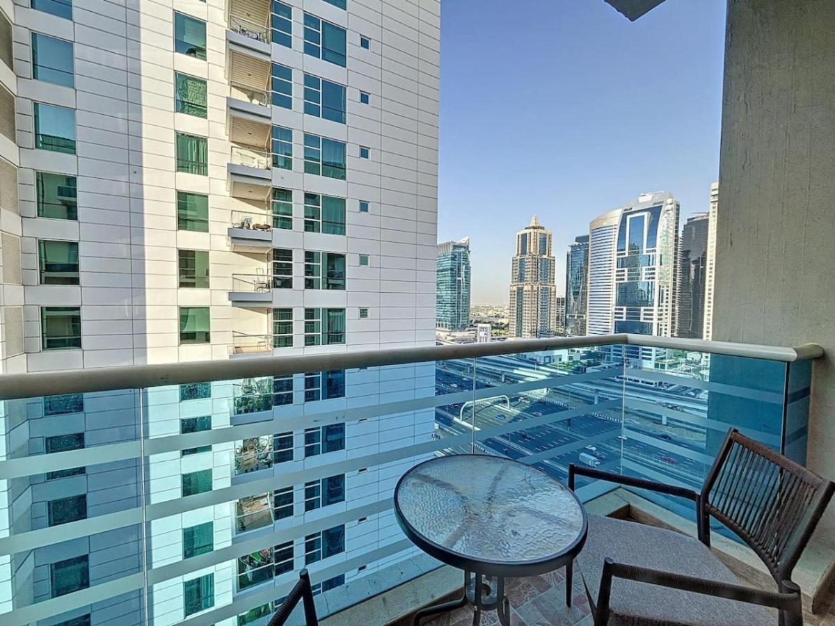 Cascades Tower - Incredible Two Bedroom * Dubai