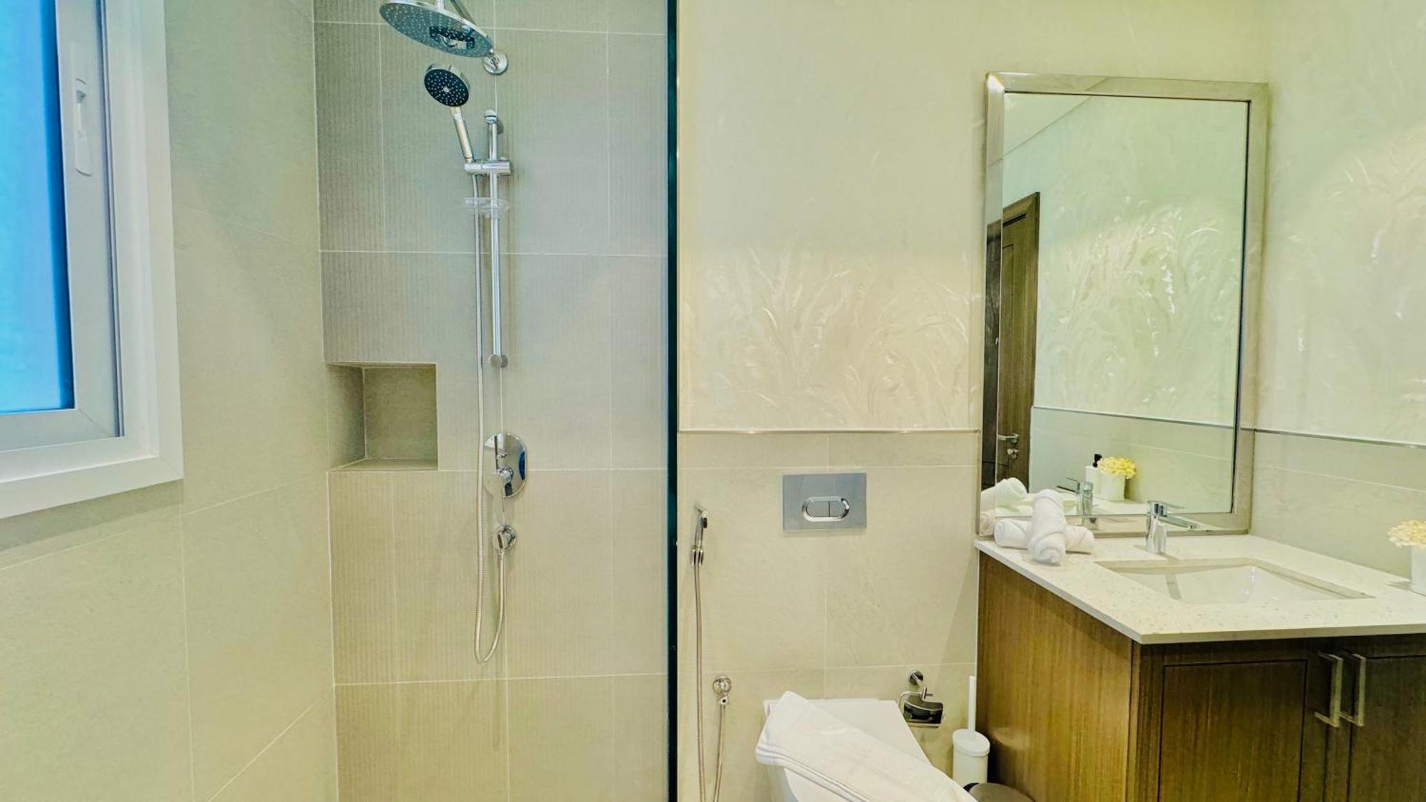 Venduras - Spacious 4-bedroom Luxury In La Mer, Dubai