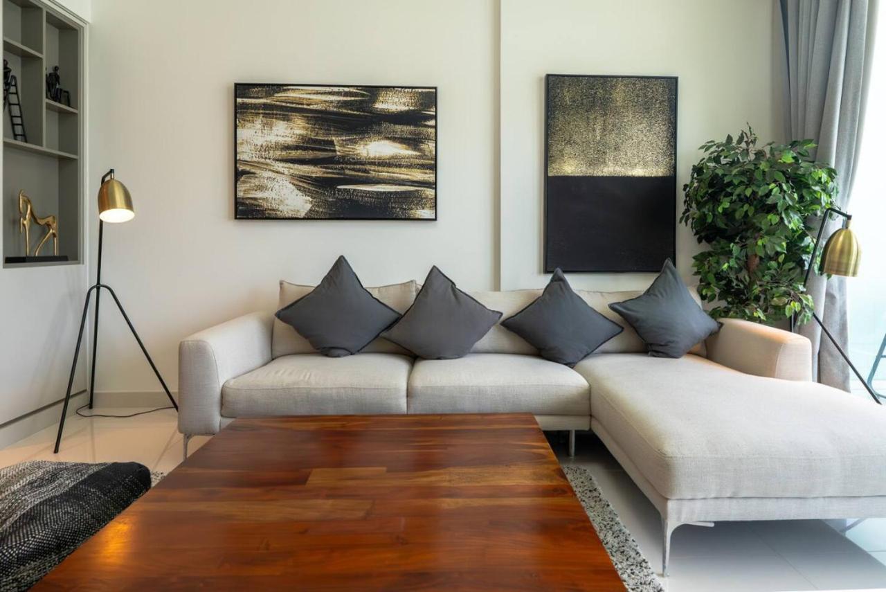 Offer! 2 Bedroom - & Marina View Apartment Dubai