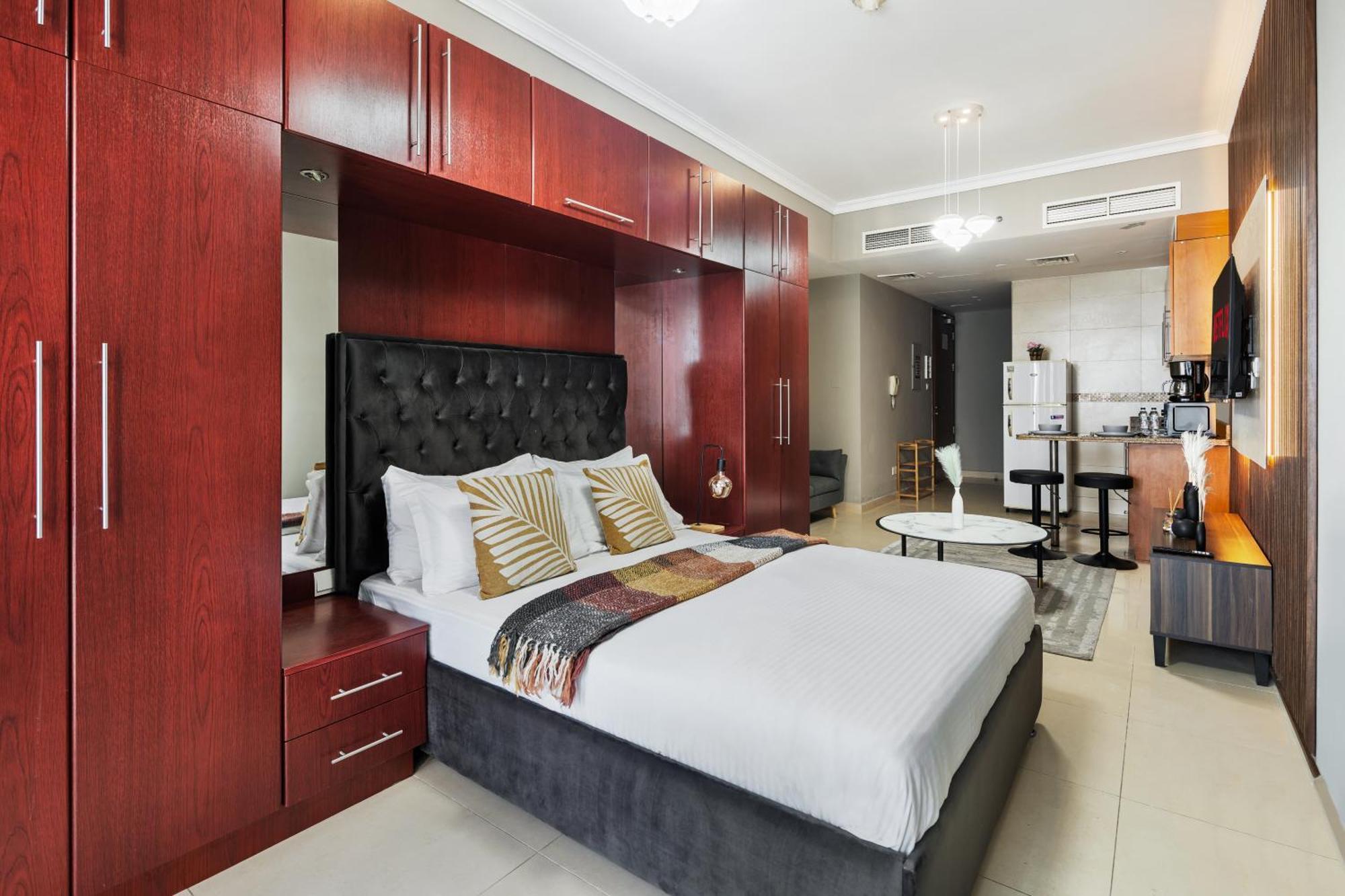 Furnished For Rent In Saba 3, Jlt * Dubai