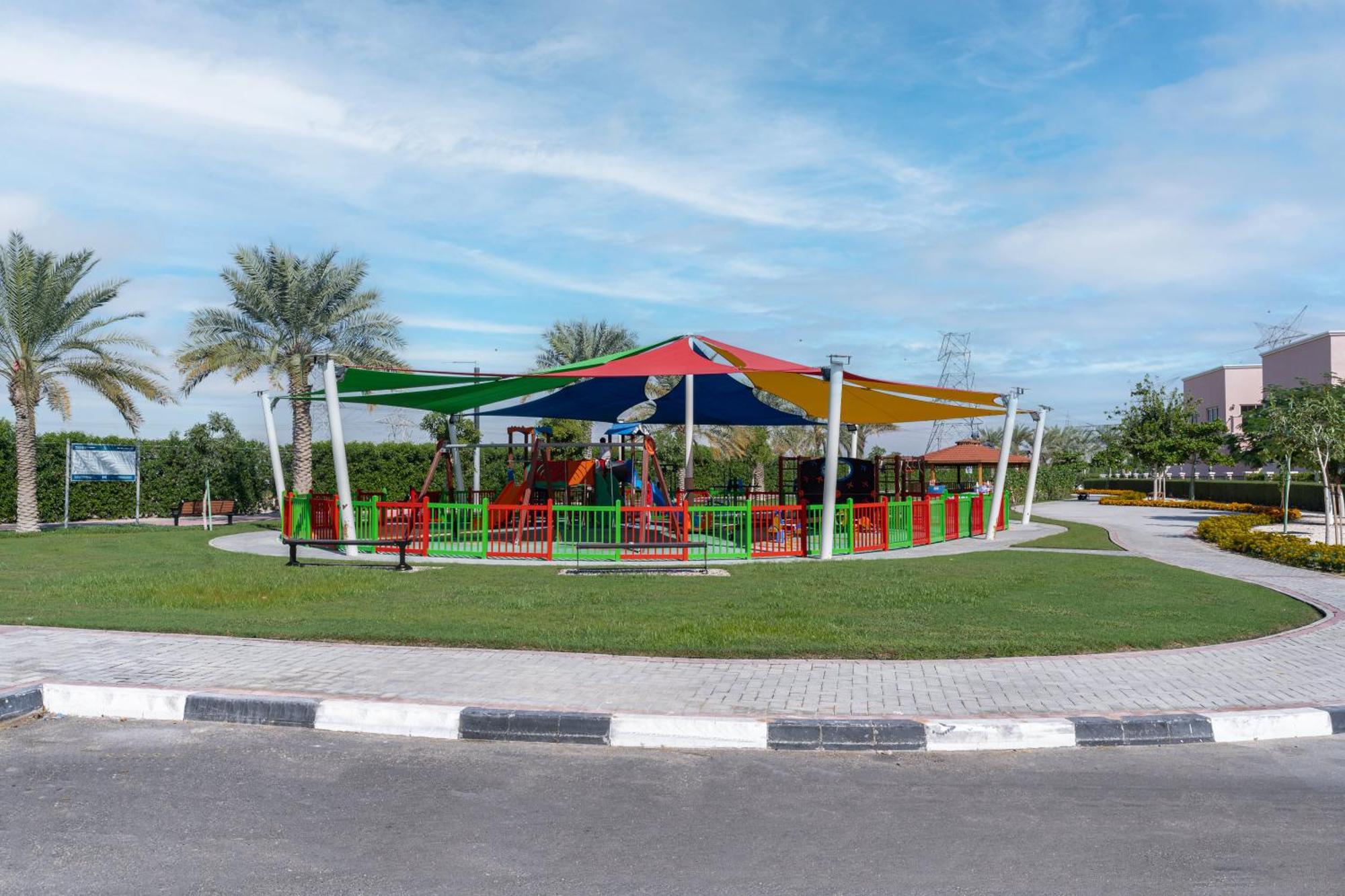 Villa Nad Al Sheba 3 - 5br - Allsopp&allsopp Dubai