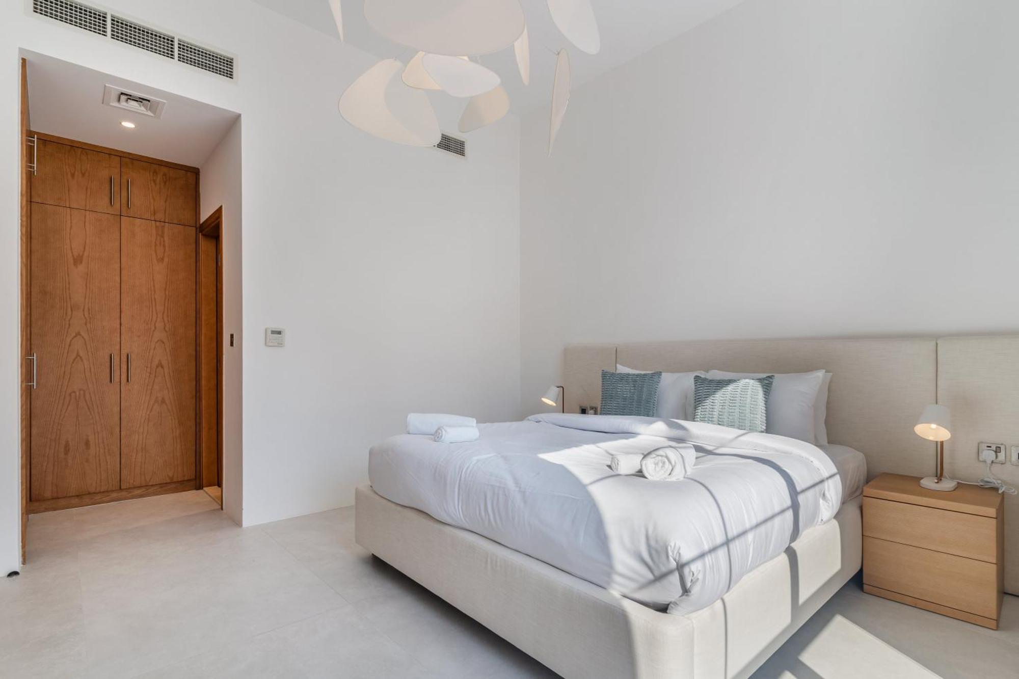 Nad Al Sheba 3 - 5br - Allsopp&allsopp Villa