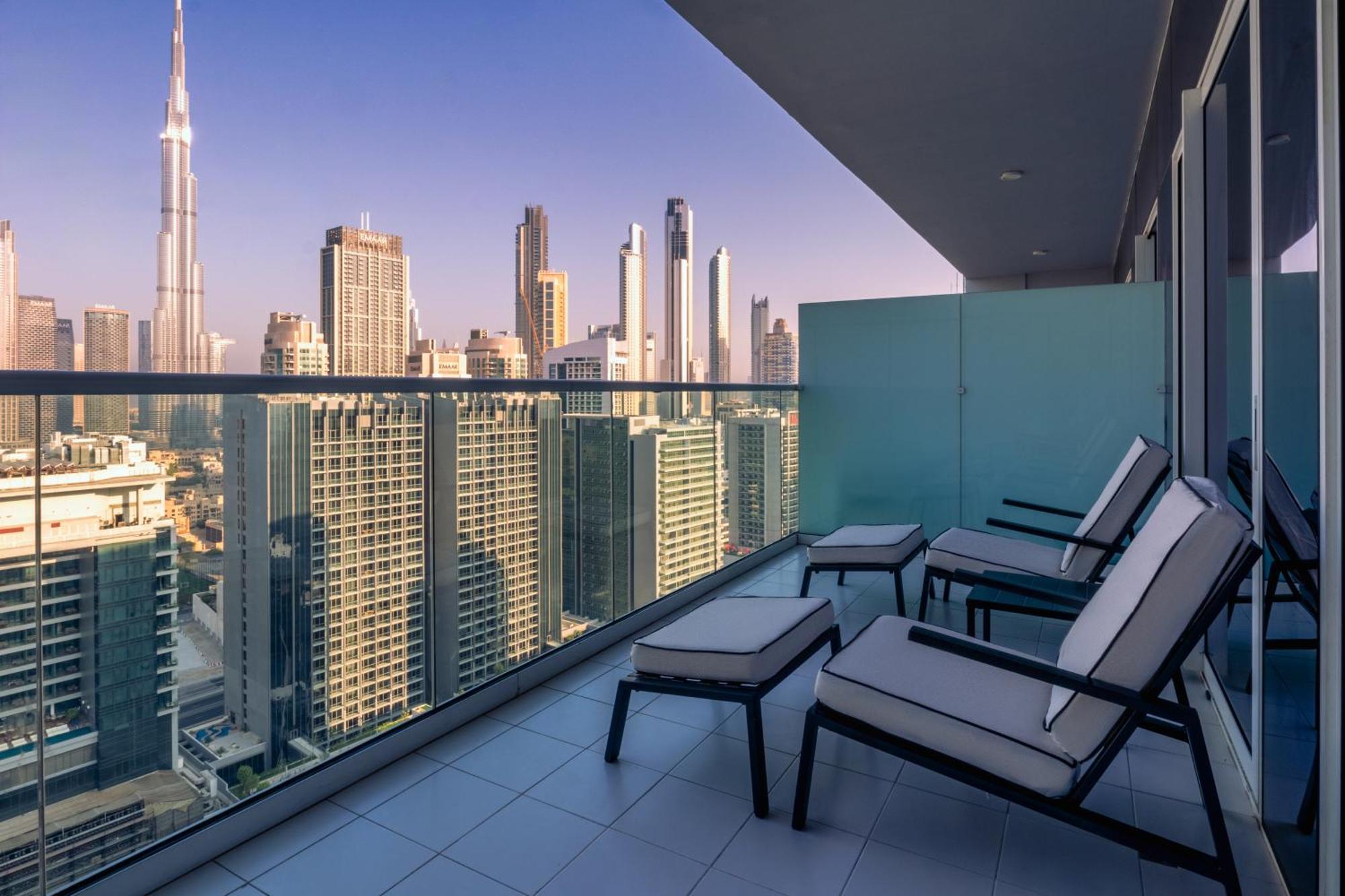 Luxury Floor With Full Burj Khalifa View Apartment *