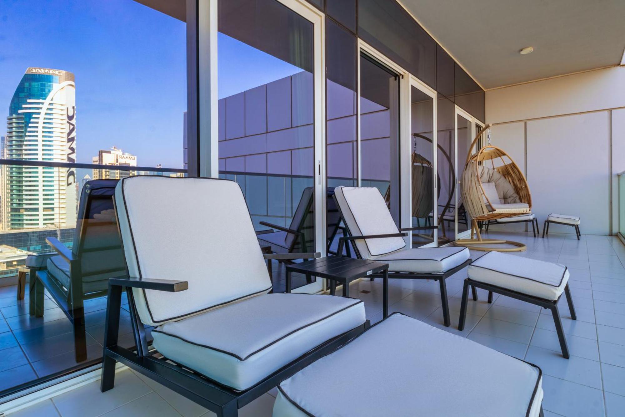 Luxury Floor With Full Burj Khalifa View
