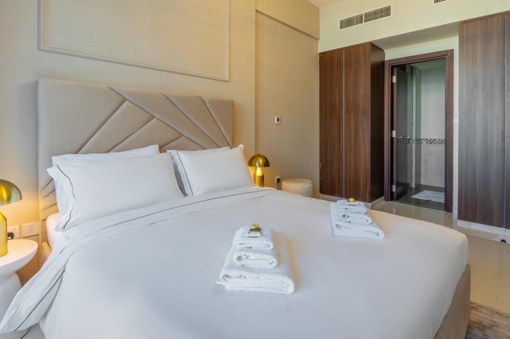 Luxury Floor With Full Burj Khalifa View * Dubai