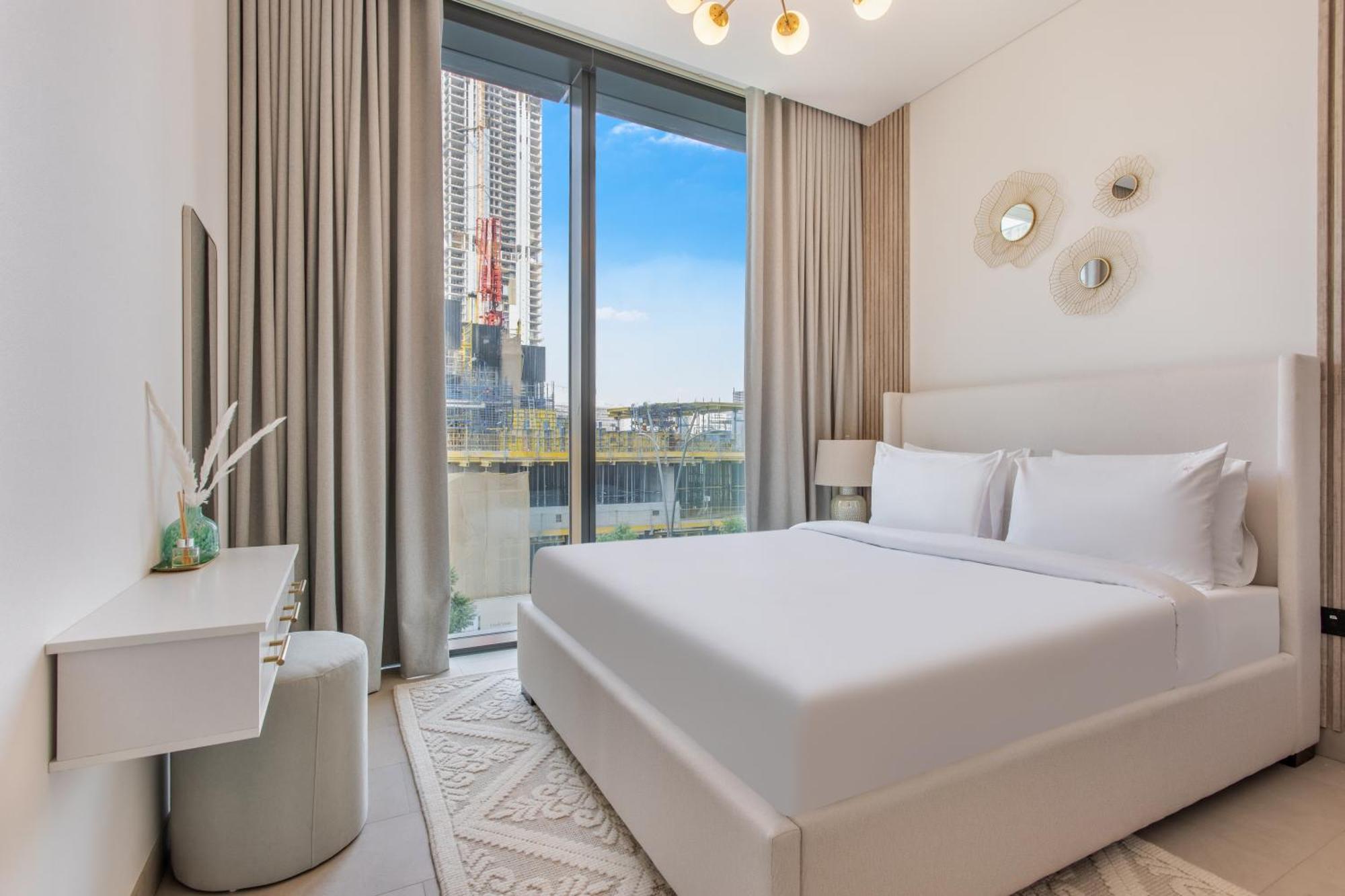 By Latinem Luxury 2br W204 Near Burj Khalifa Apartment *