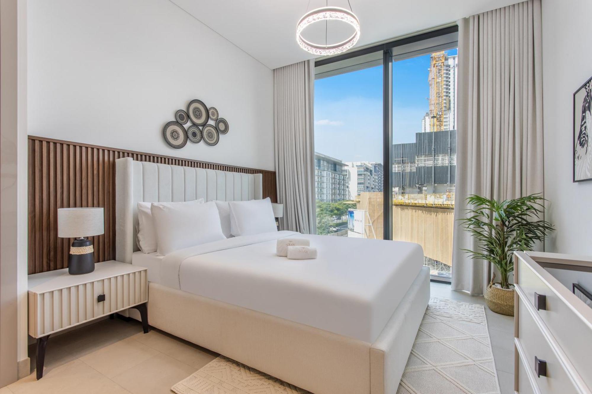 By Latinem Luxury 2br W204 Near Burj Khalifa * Dubai